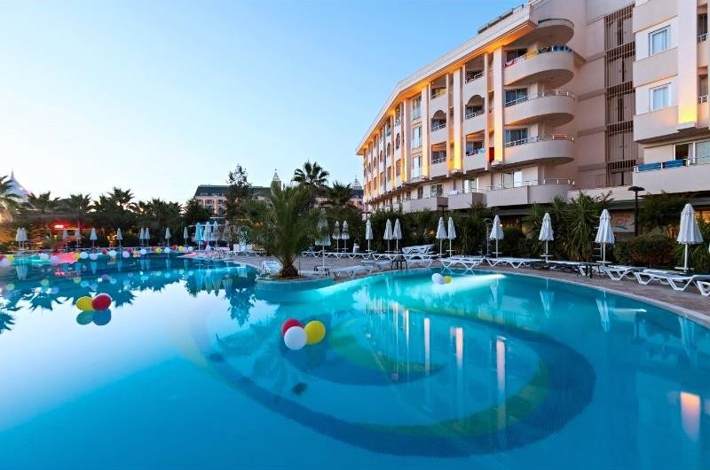 Calimera Hane Garden 16