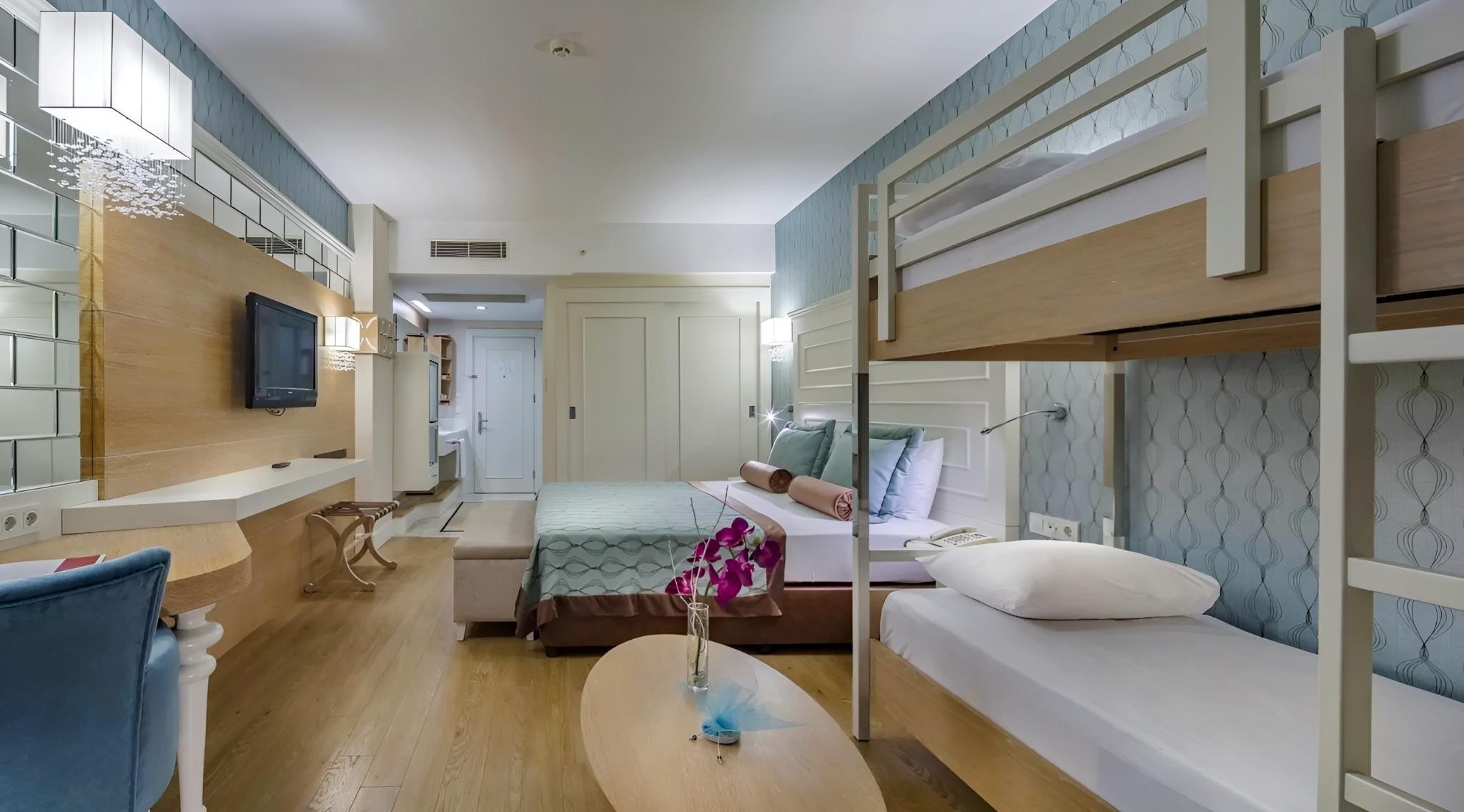 Trendy Verbena Beach 13