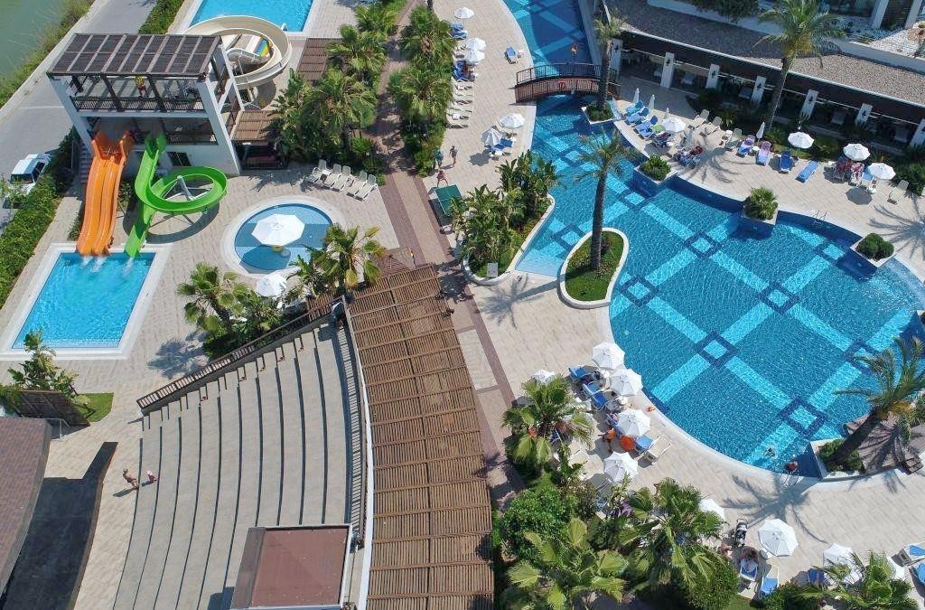 Sunis Evren Beach 32