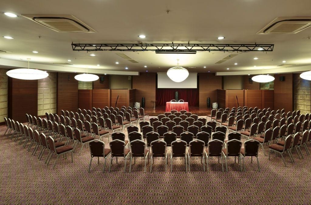 Sunis Evren Beach 30