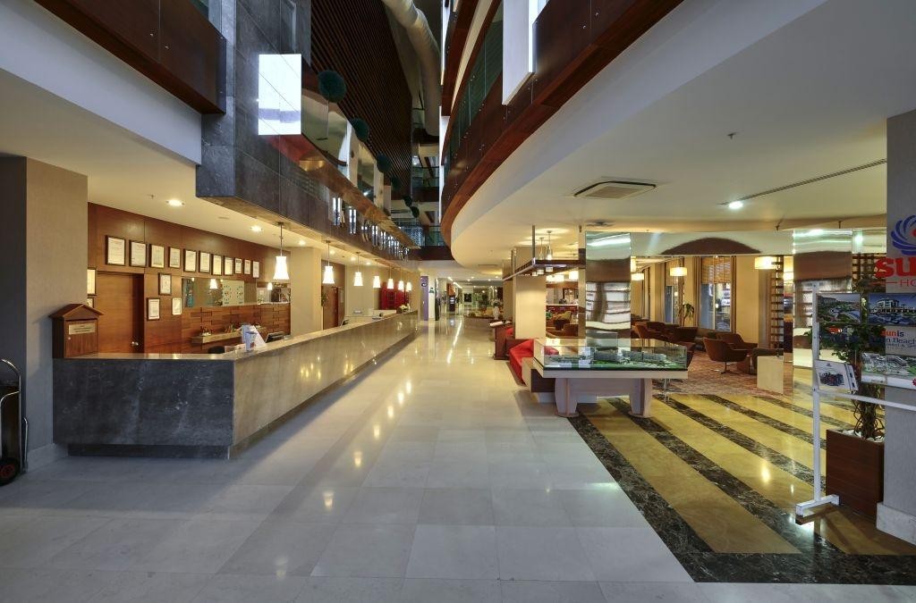 Sunis Evren Beach 25