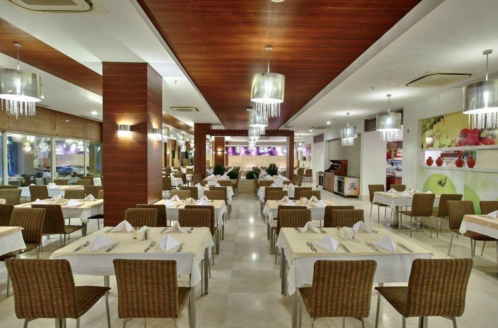 Sunis Evren Beach 24