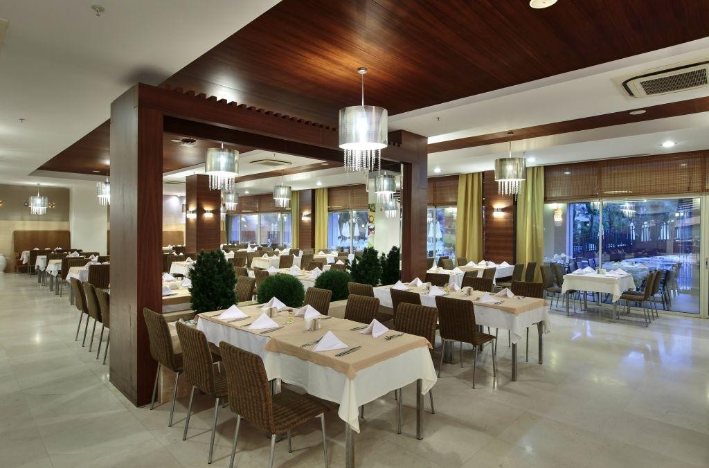 Sunis Evren Beach 22