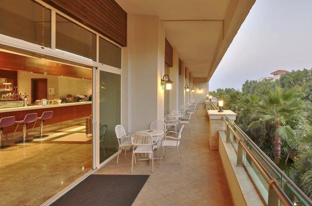 Sunis Evren Beach 13