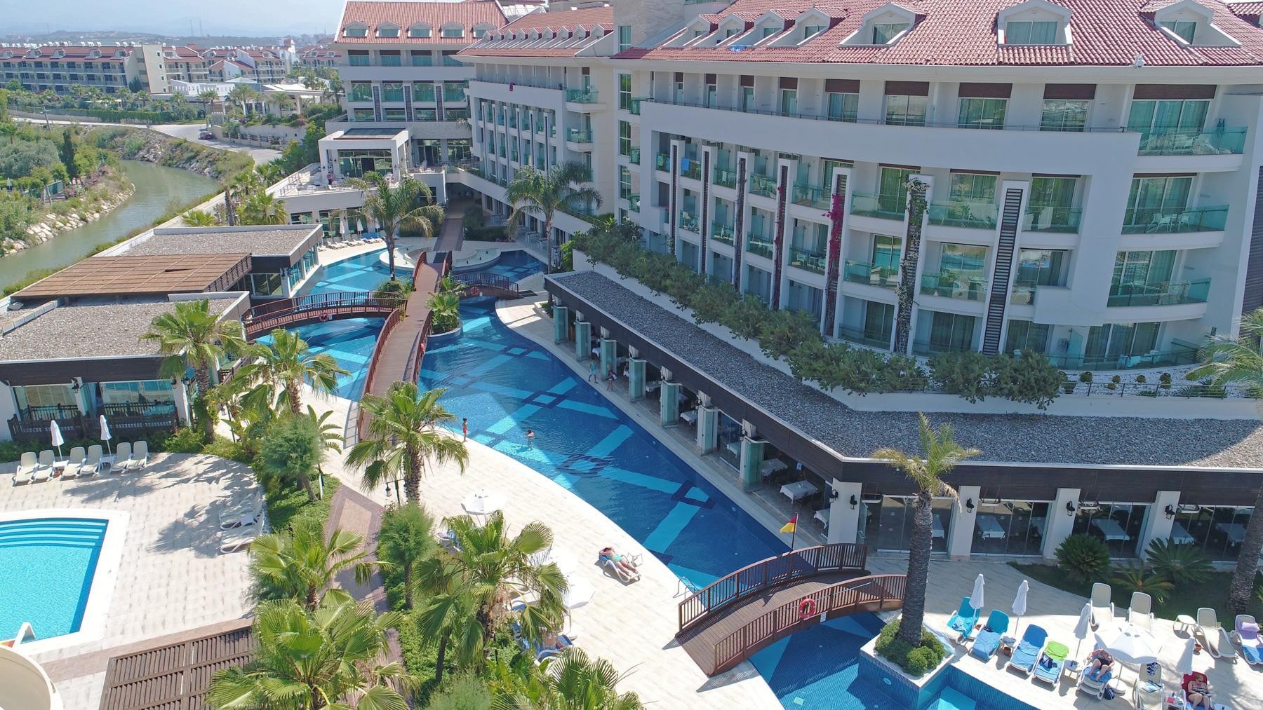 Sunis Evren Beach 31