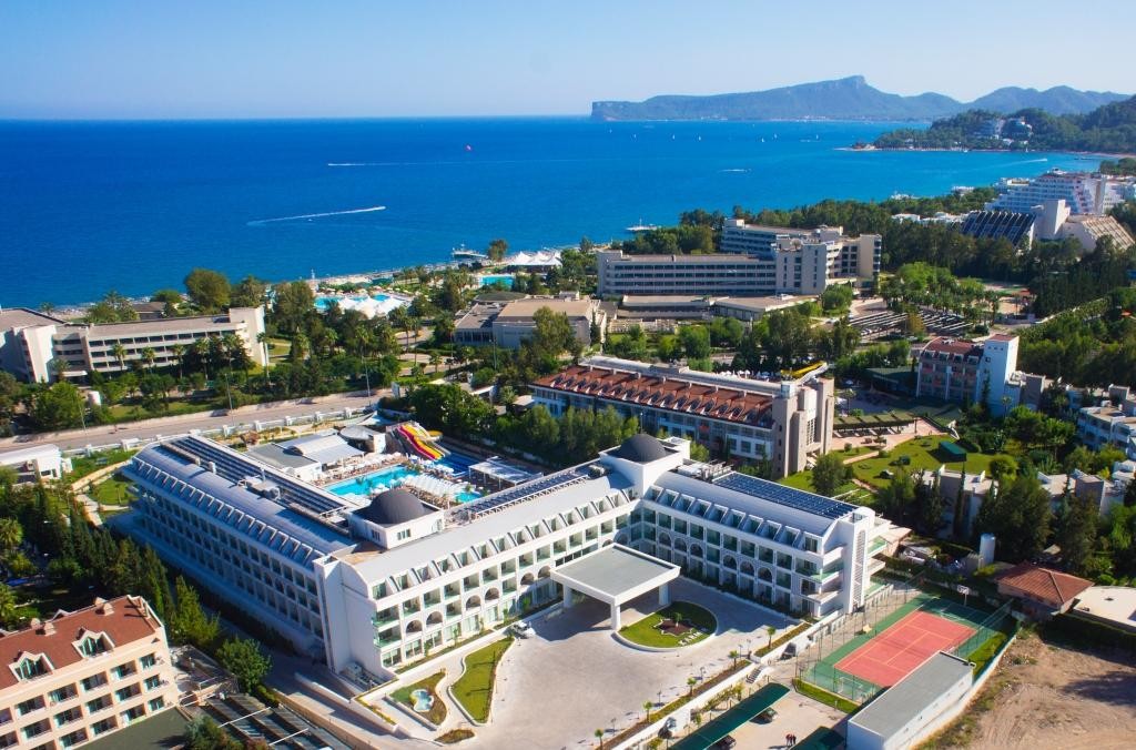 Karmir Resort & Spa Hotel 9