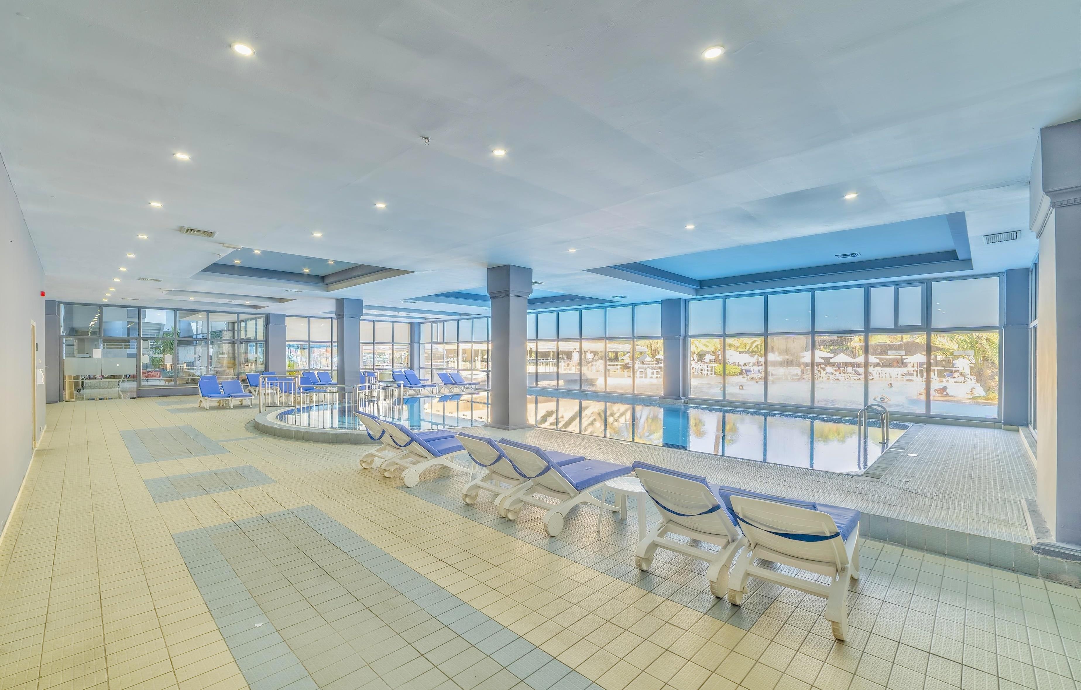 Queen's Park Goynuk 38