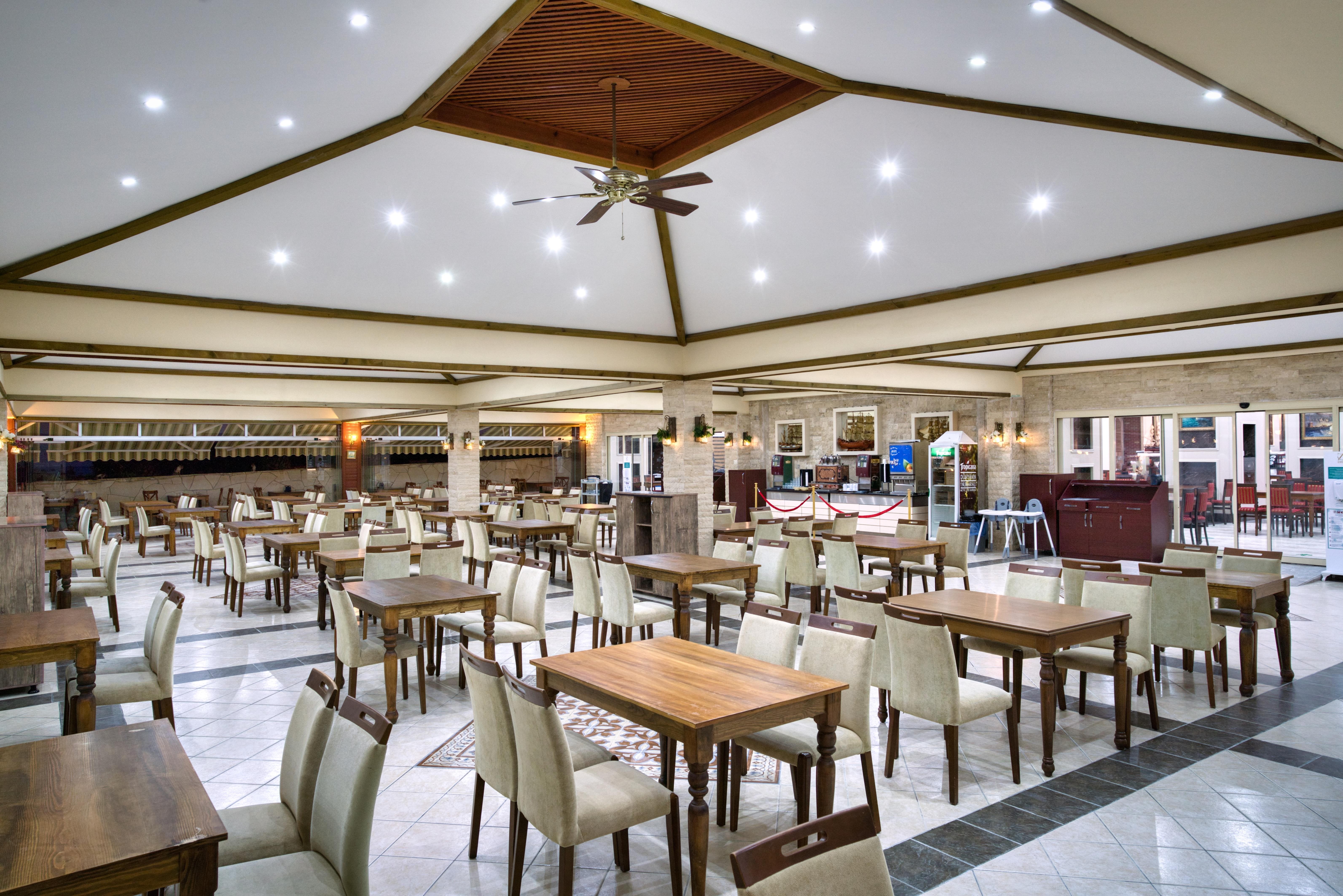 Incekum Beach Resort  16