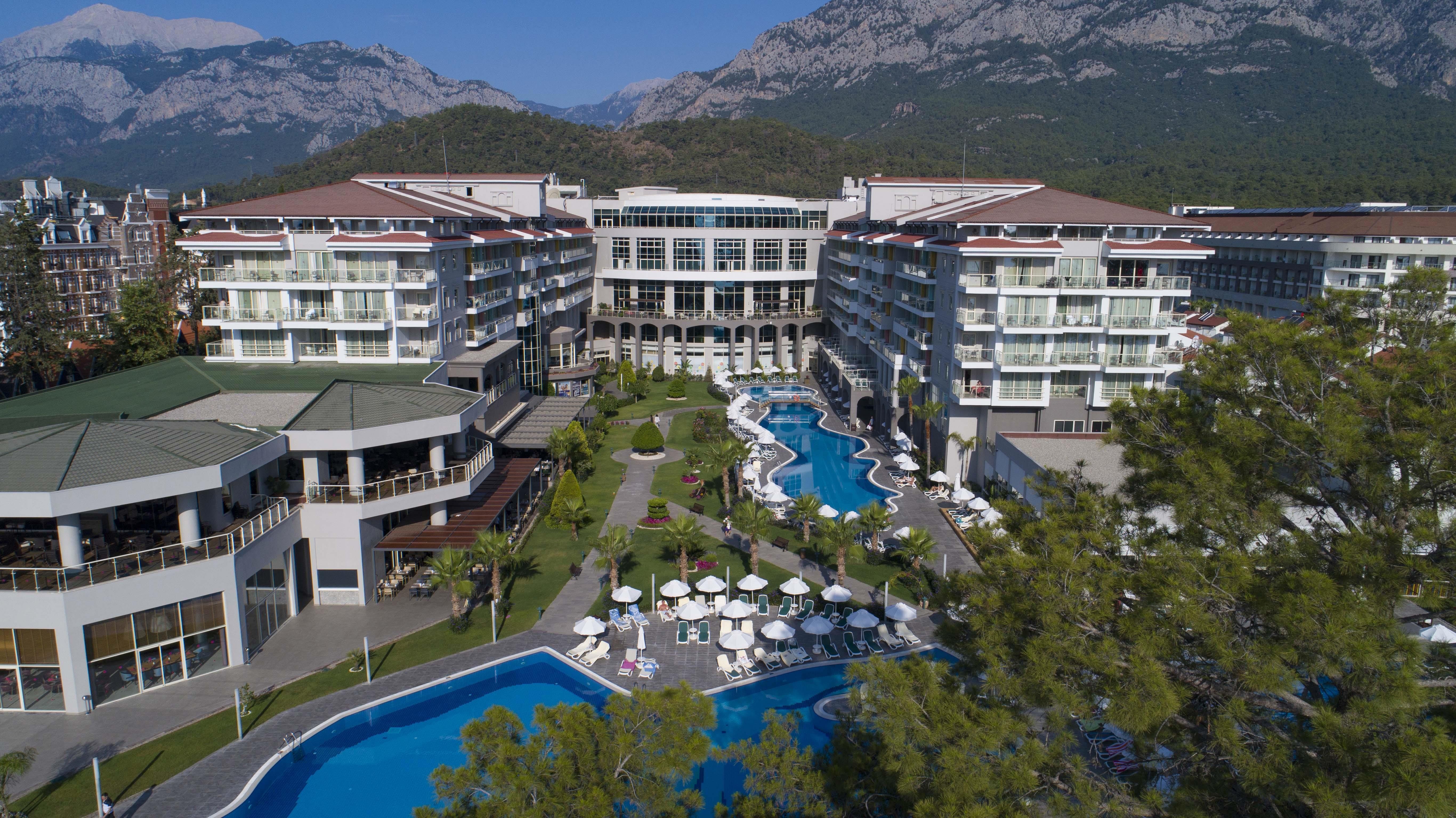 Akra Kemer