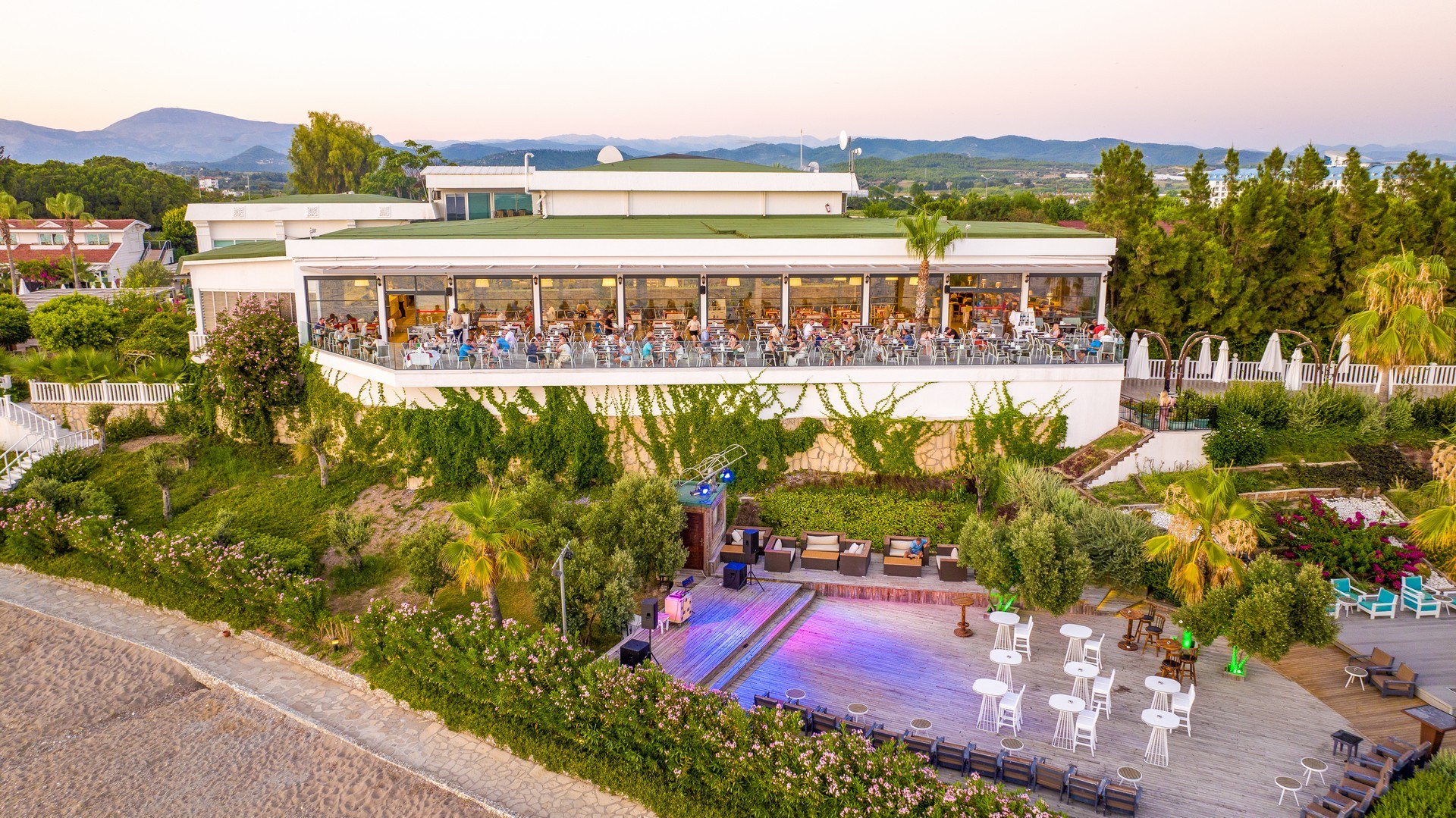 Flora Garden Beach 12