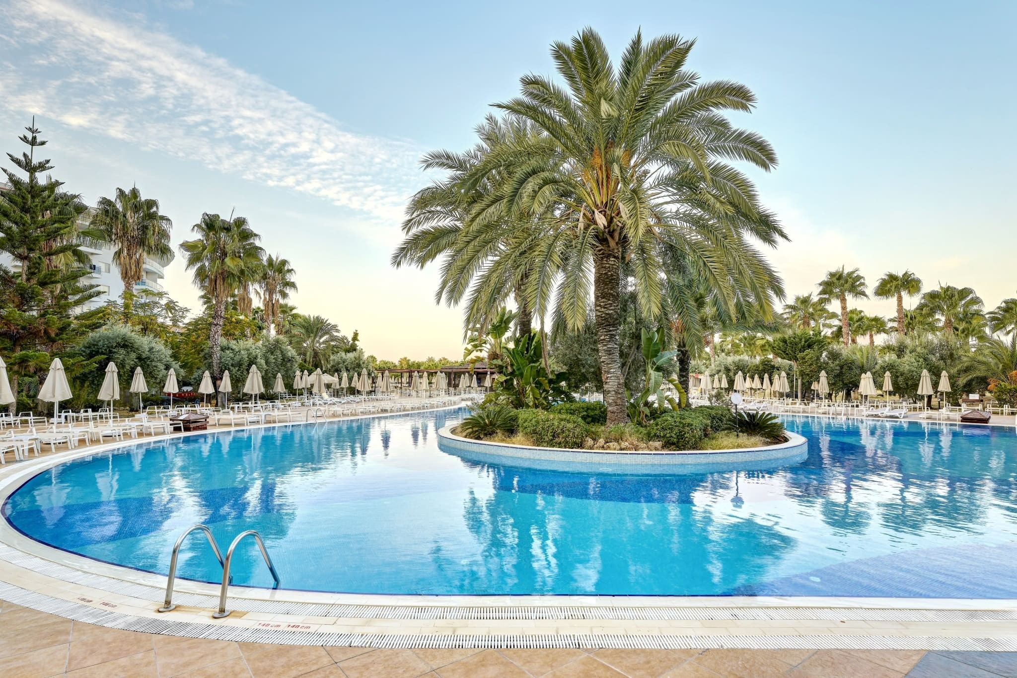 Seaden Sea World Resort & Spa