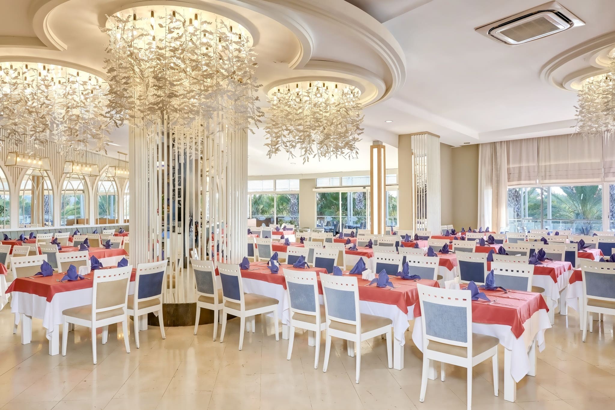 Seaden Sea World Resort & Spa 10