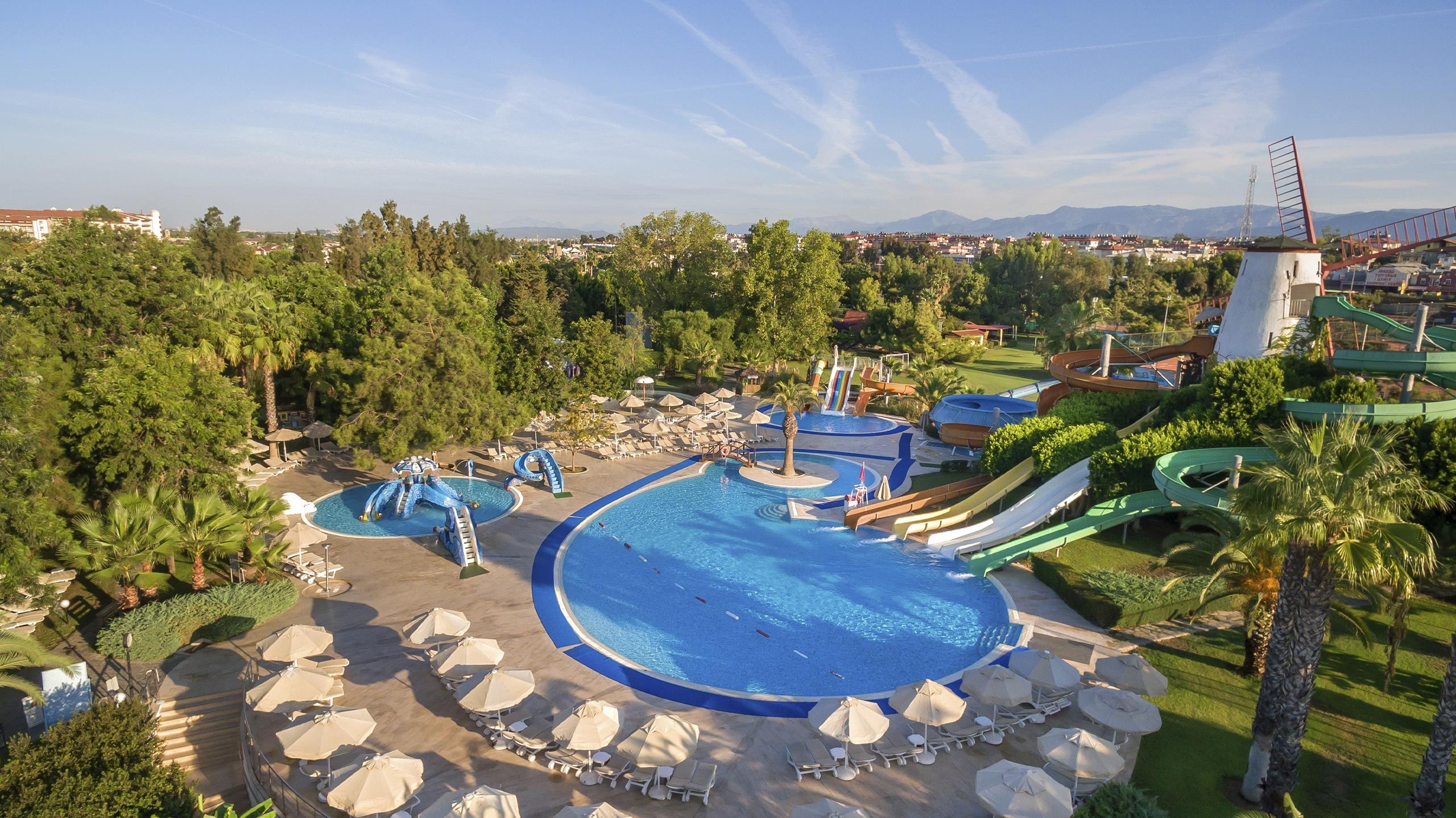 Starlight Resort Hotel 17