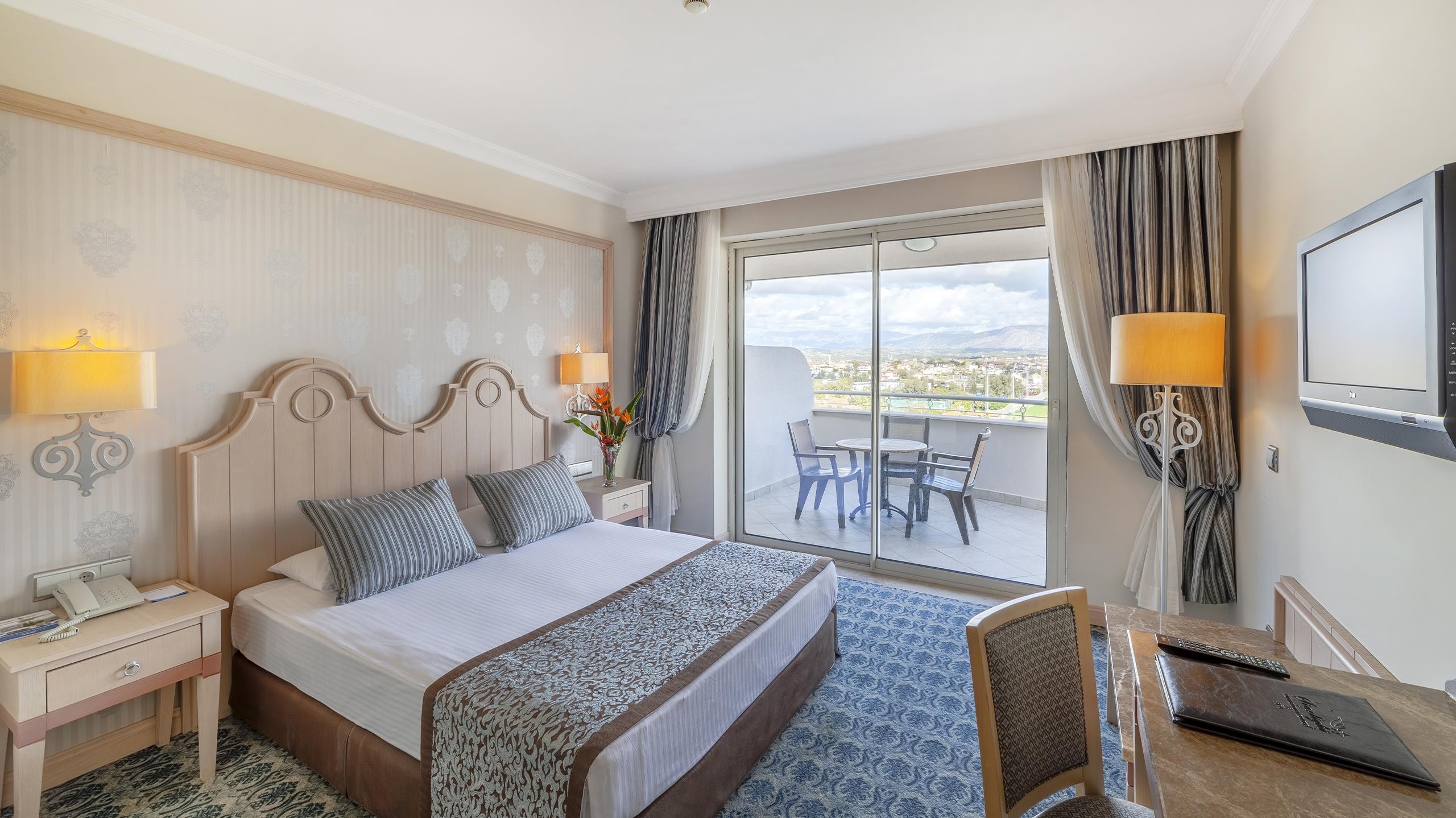 Starlight Resort Hotel