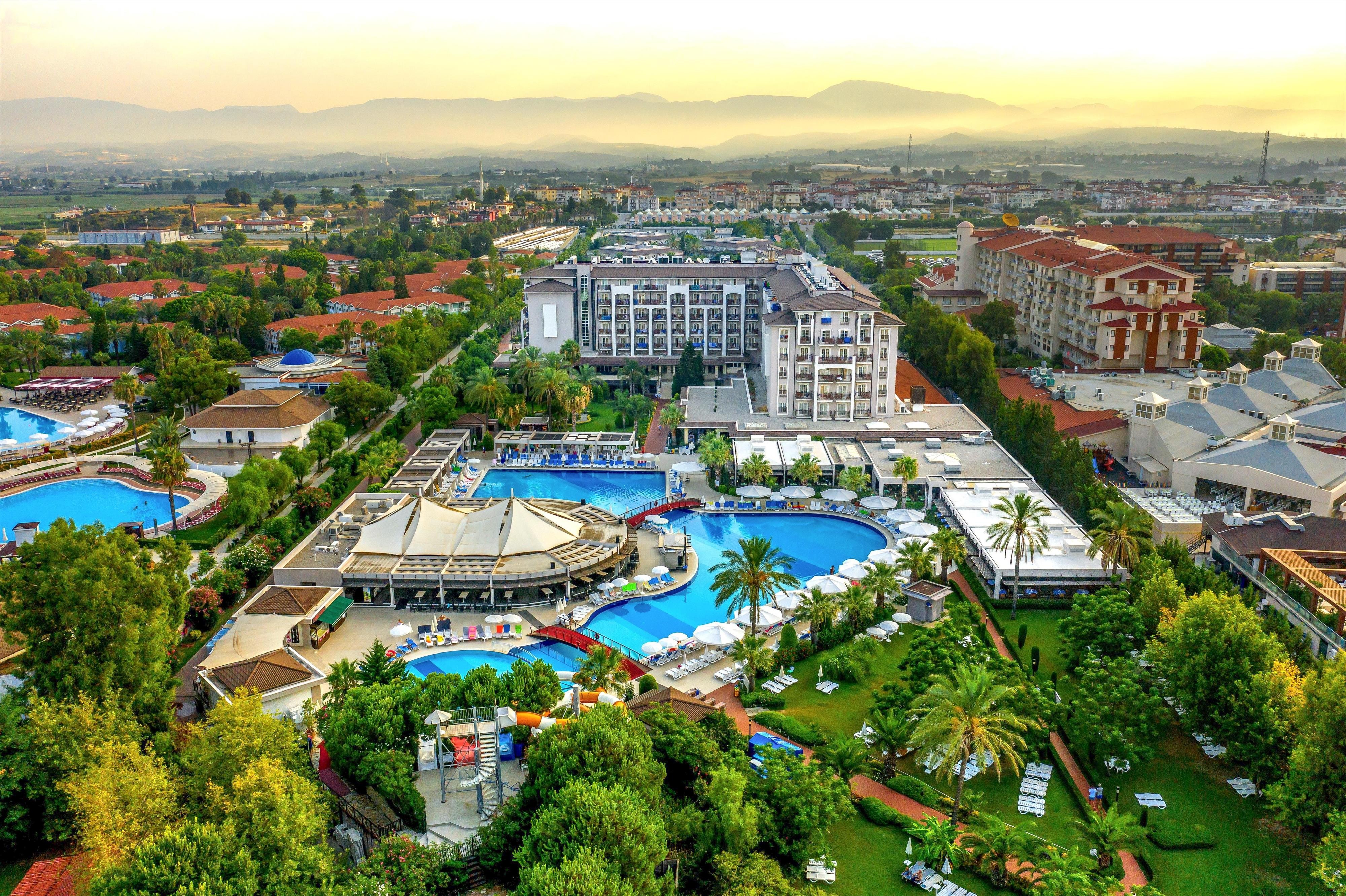 Sunis Elita Beach Resort