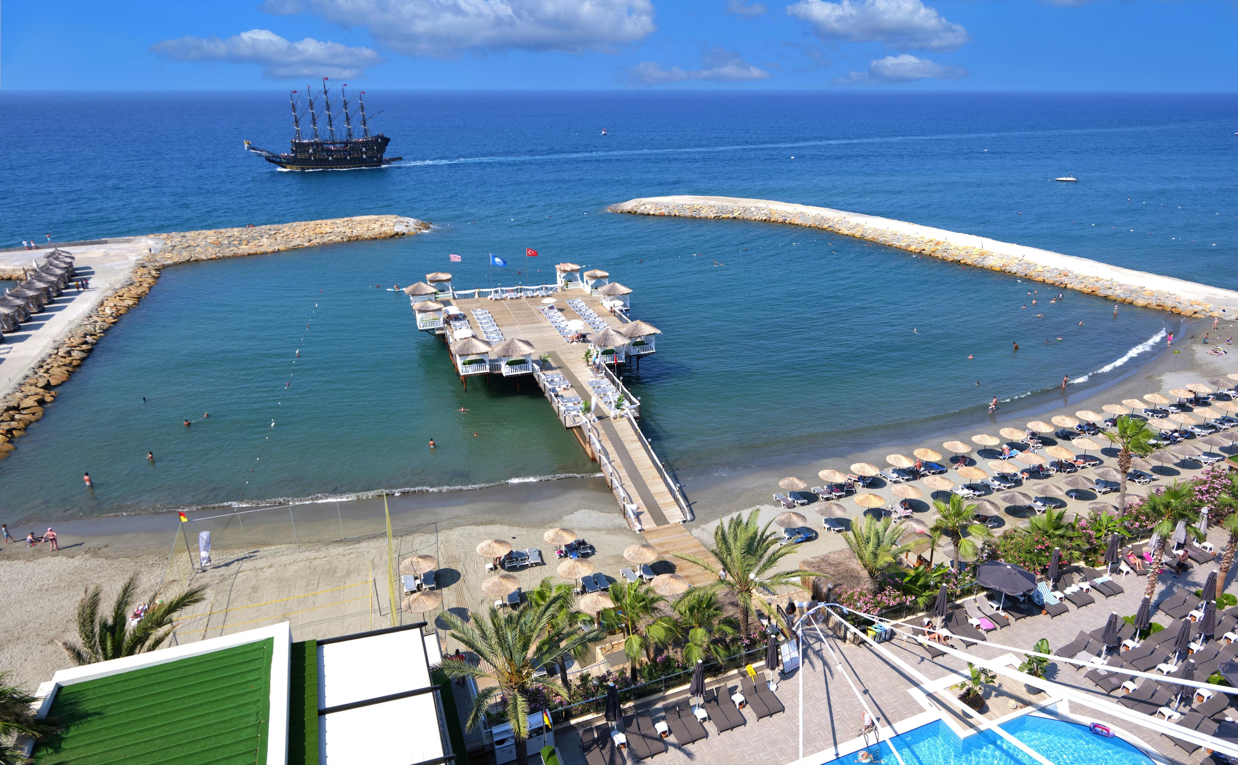 Aria Resort & Spa Hotel 14