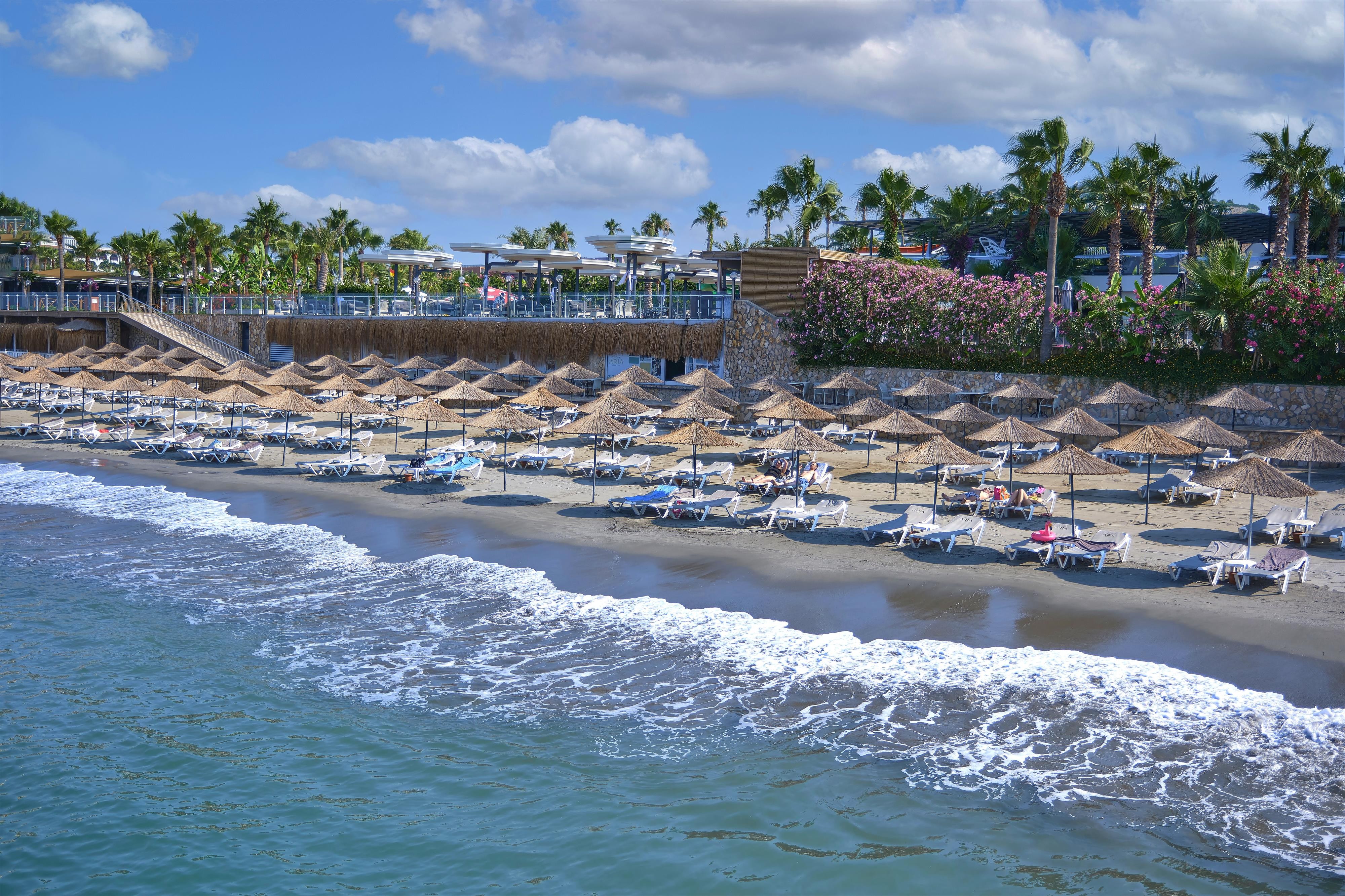 Aria Resort & Spa Hotel 15