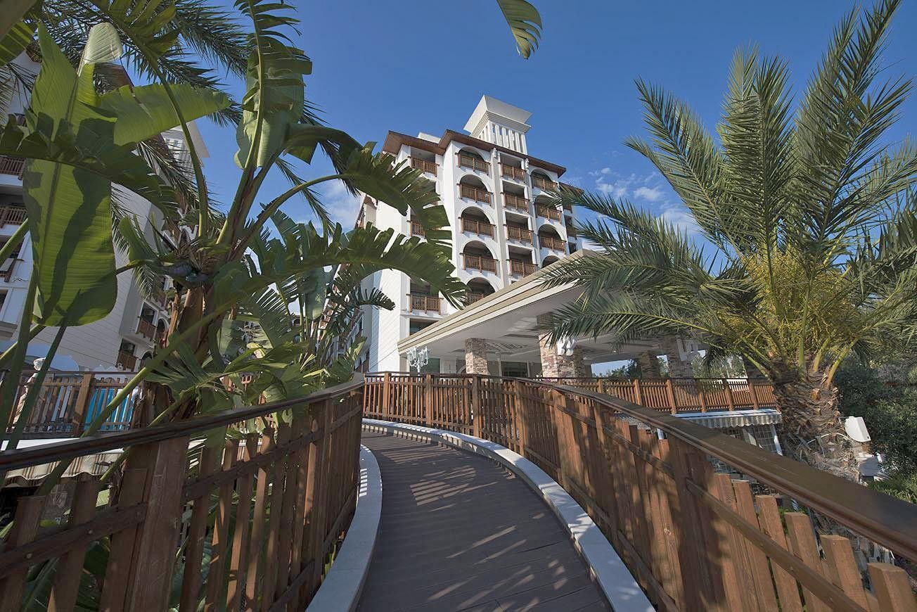 Quattro Beach Spa & Resort