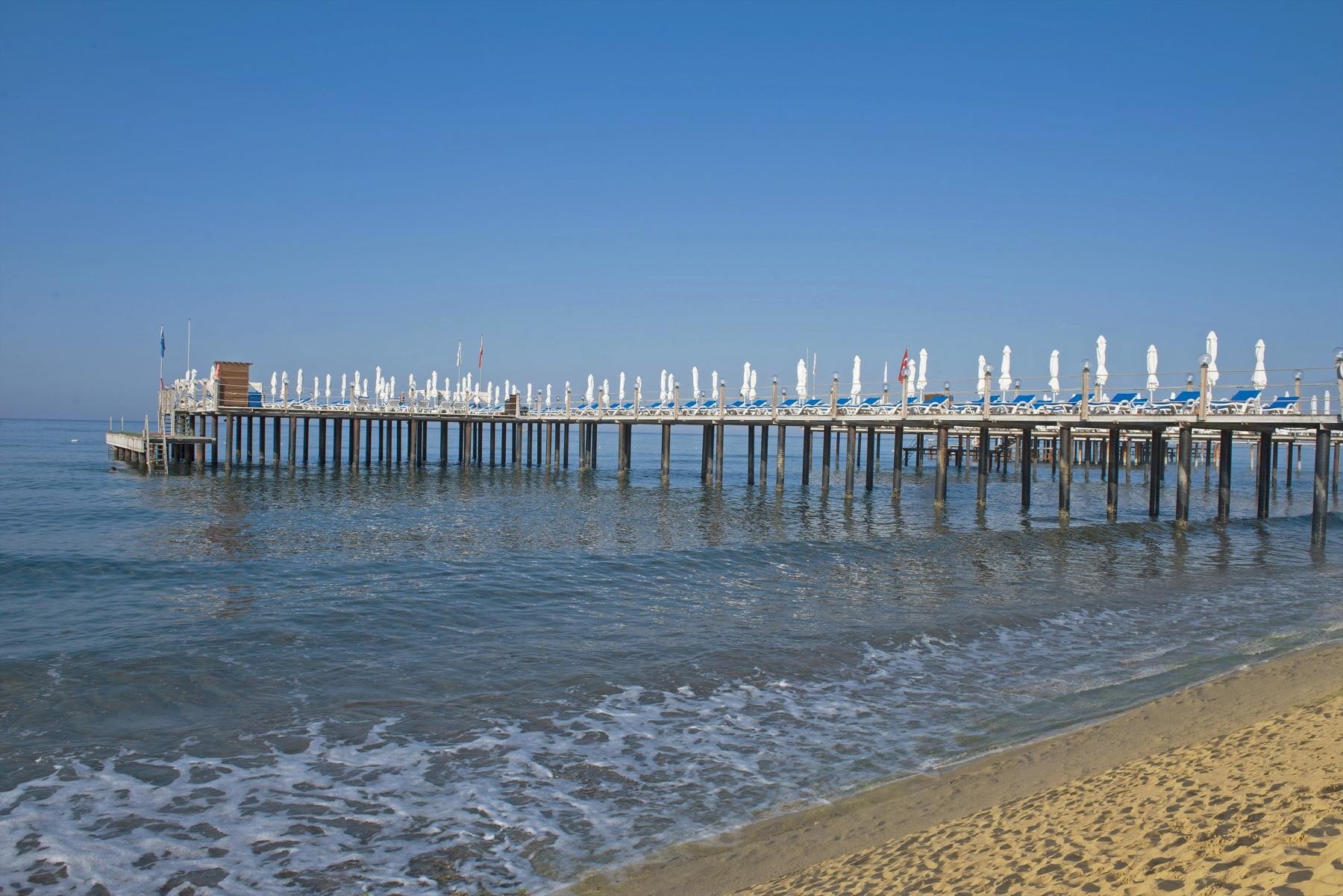 Quattro Beach Spa & Resort 6