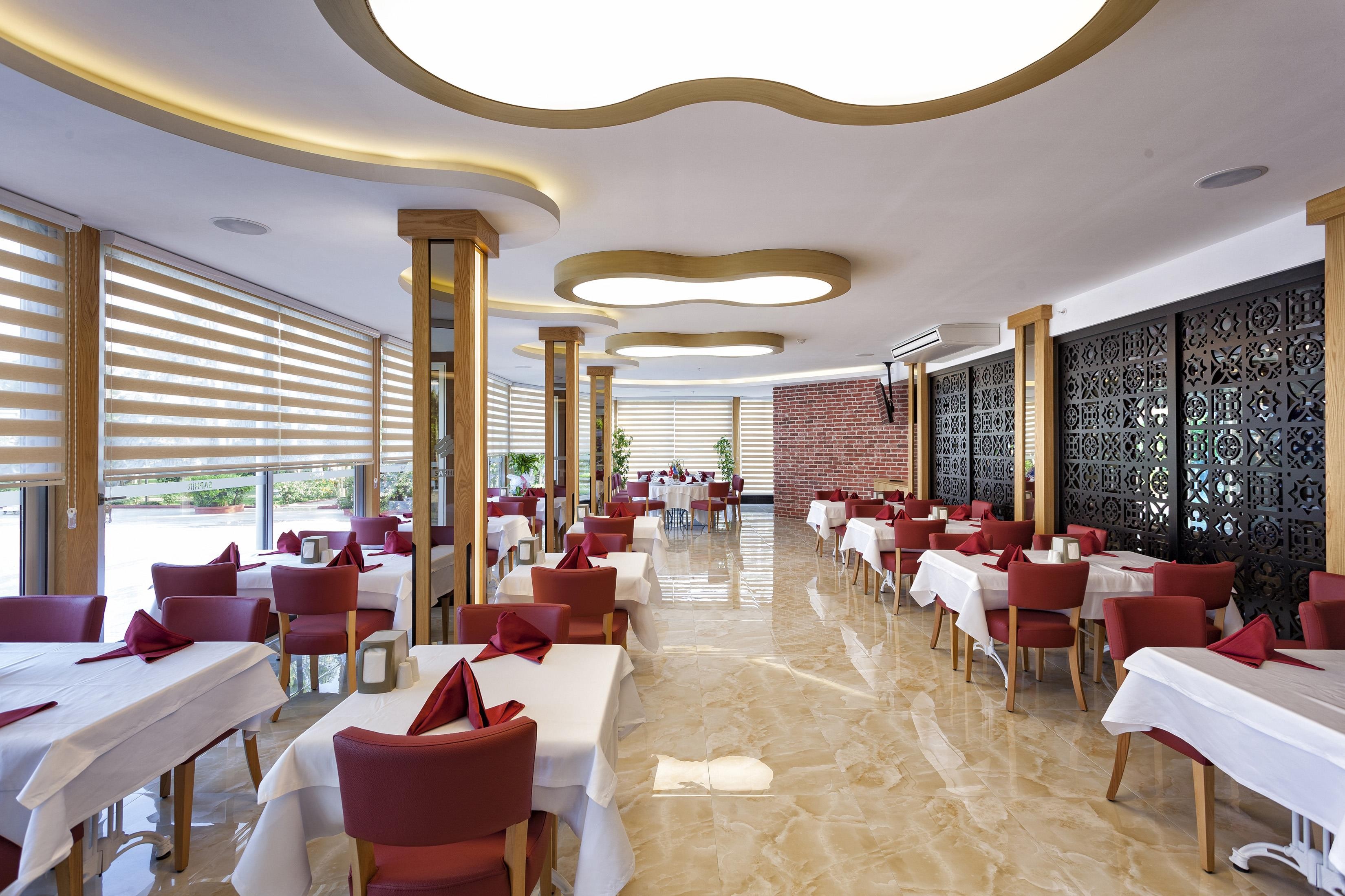 Saphir Hotel & Villas 11