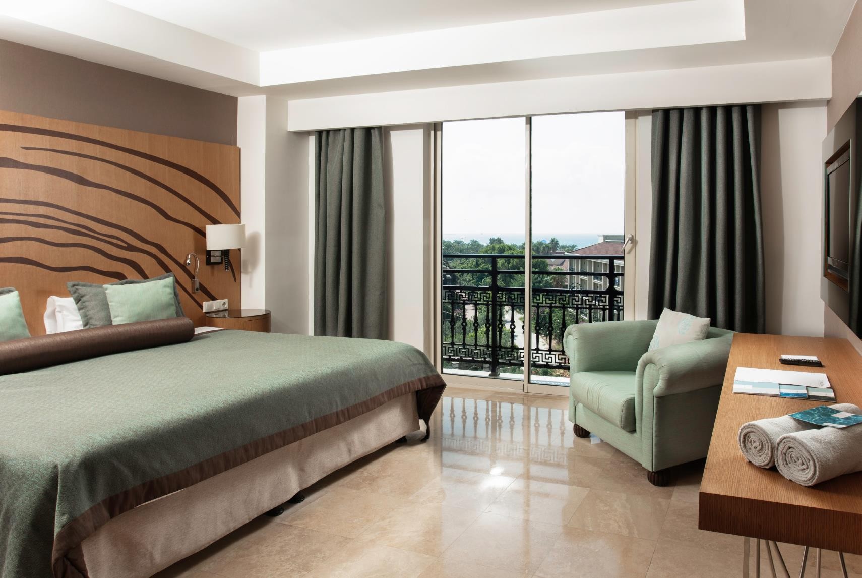 PALOMA OCEANA RESORT 21