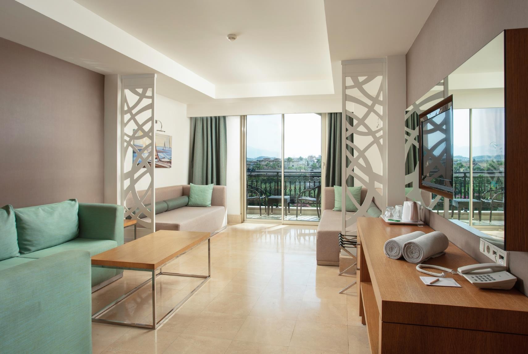 PALOMA OCEANA RESORT 22