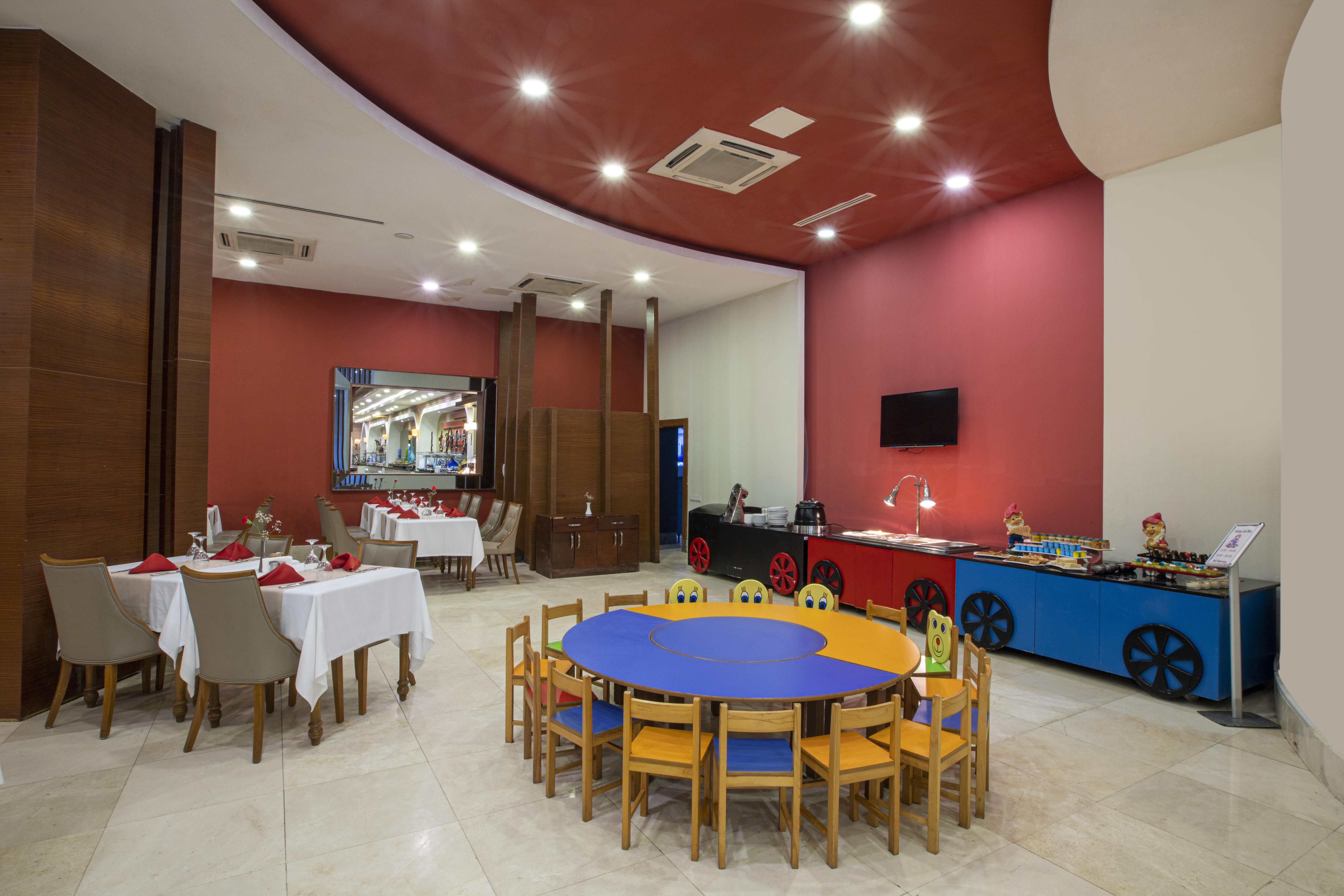 Sherwood Breezes Resort 25