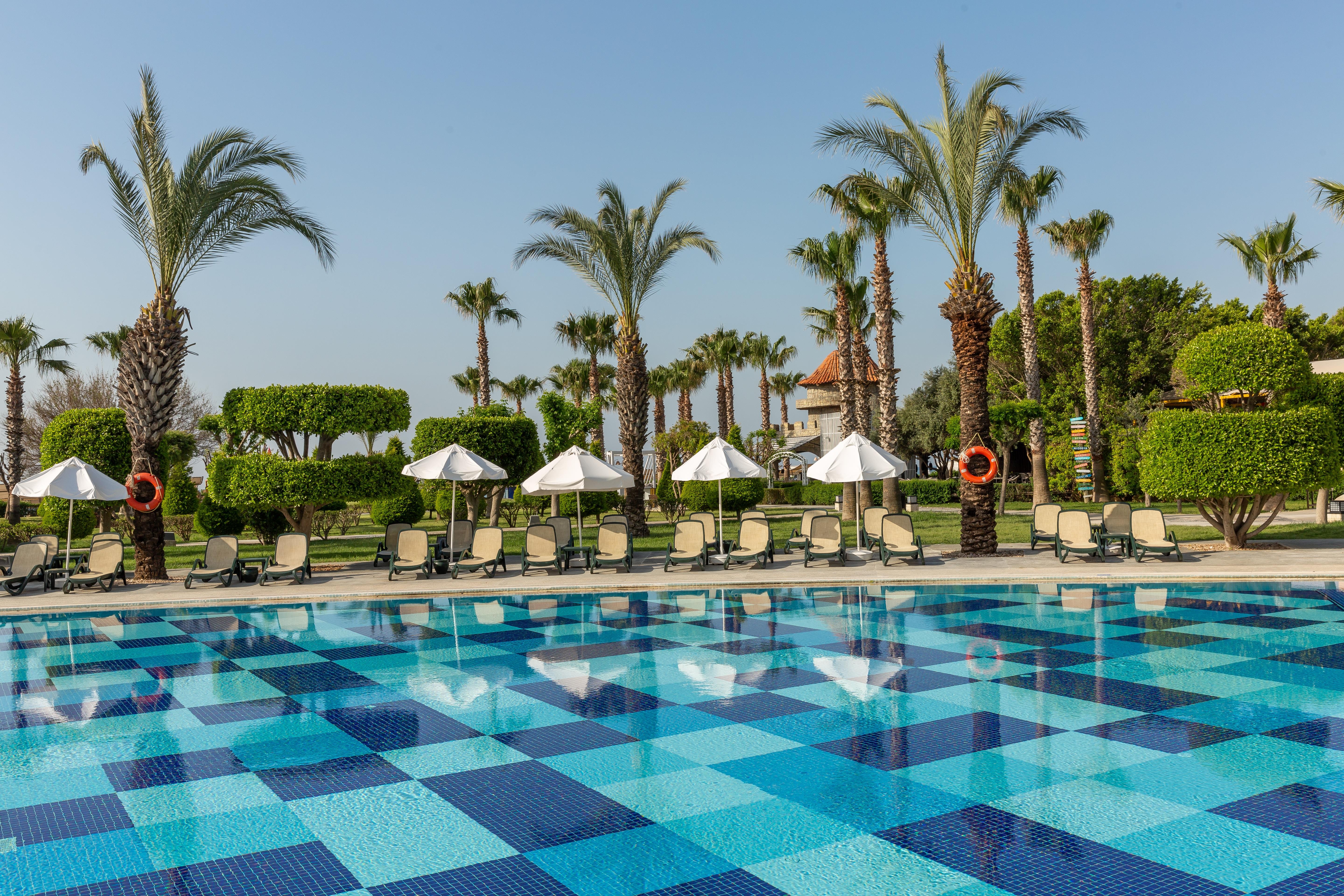 Sherwood Breezes Resort 7