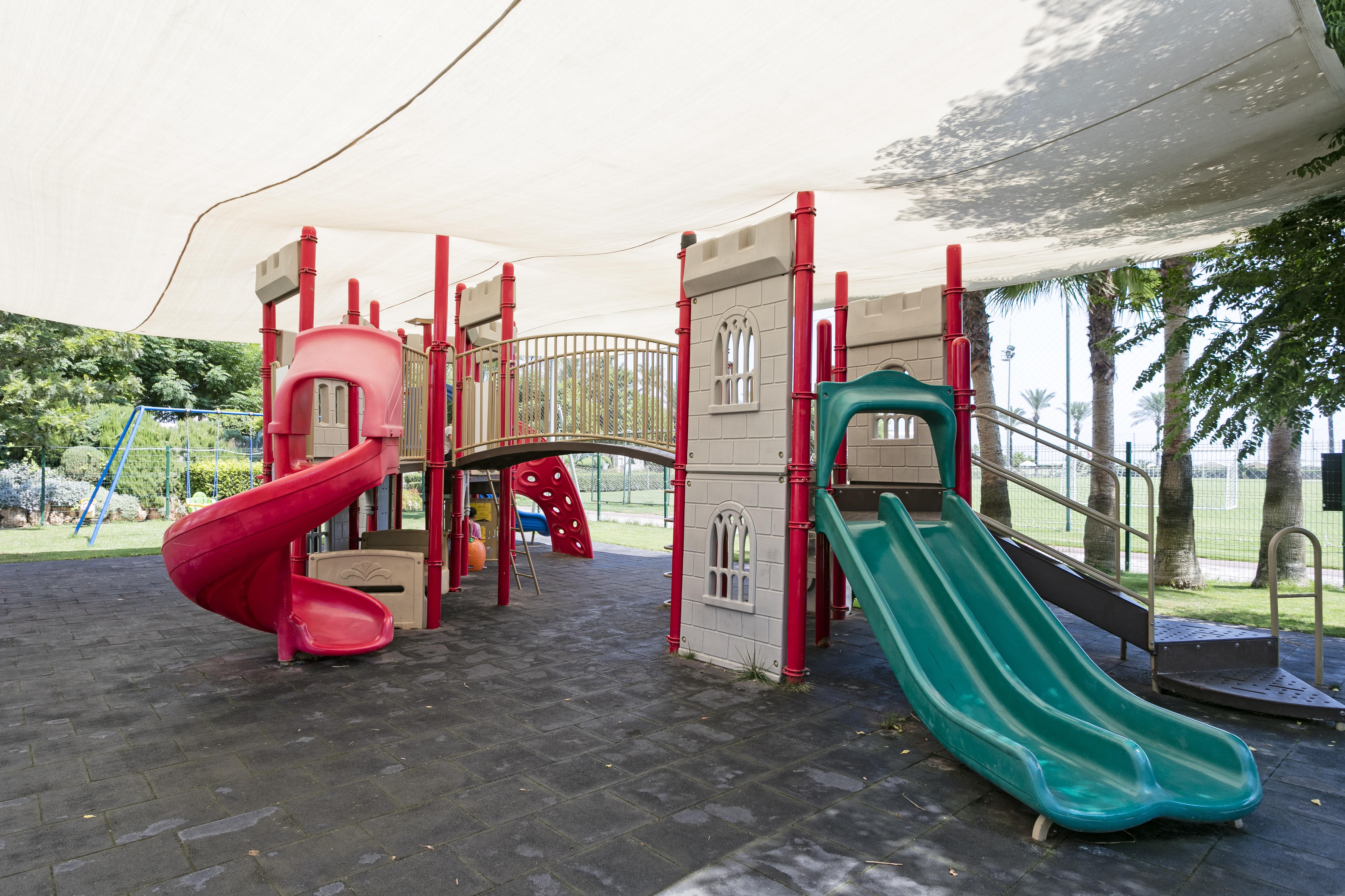 Titanic Deluxe Lara 27