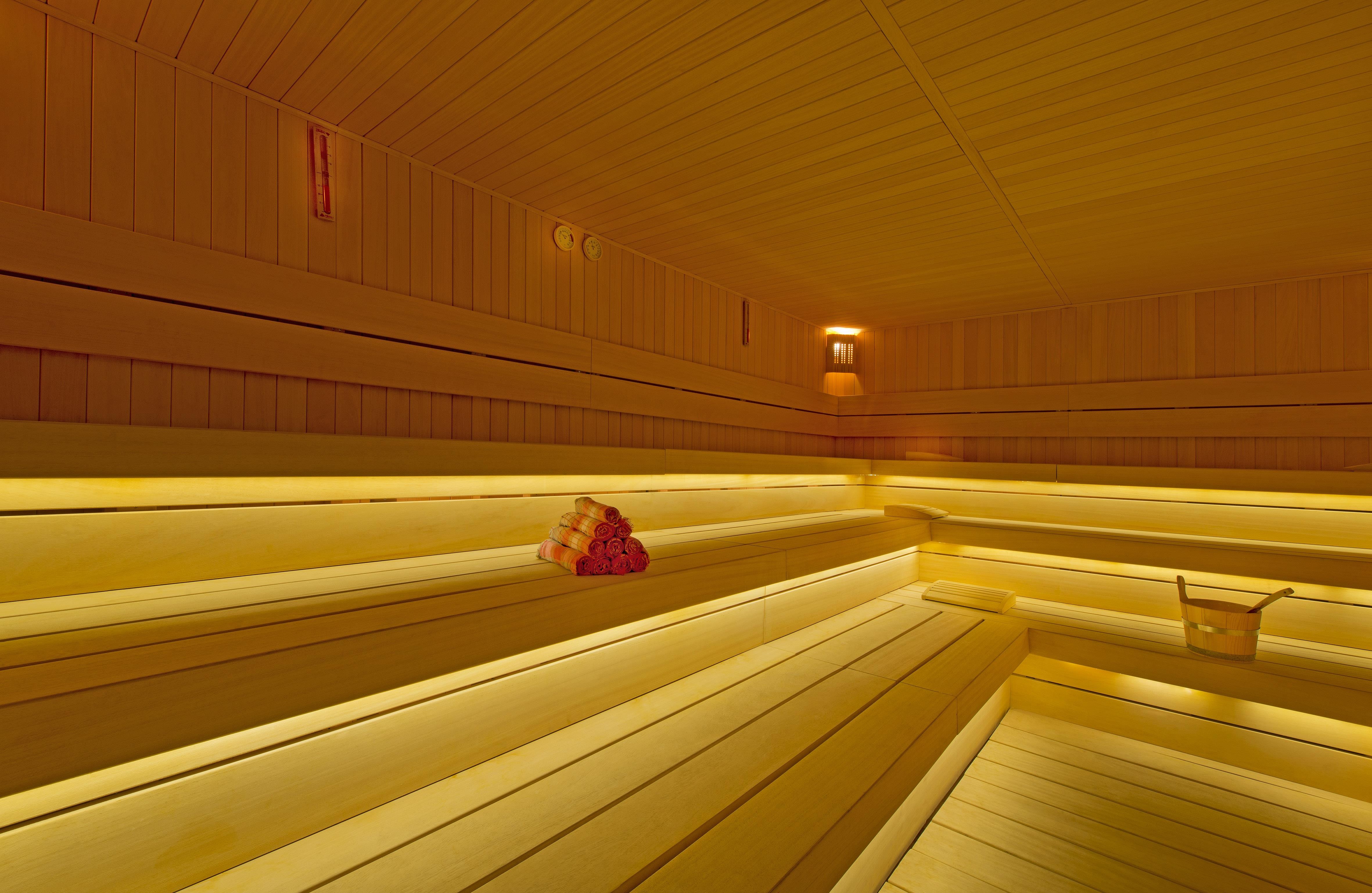 Titanic Deluxe Lara 32