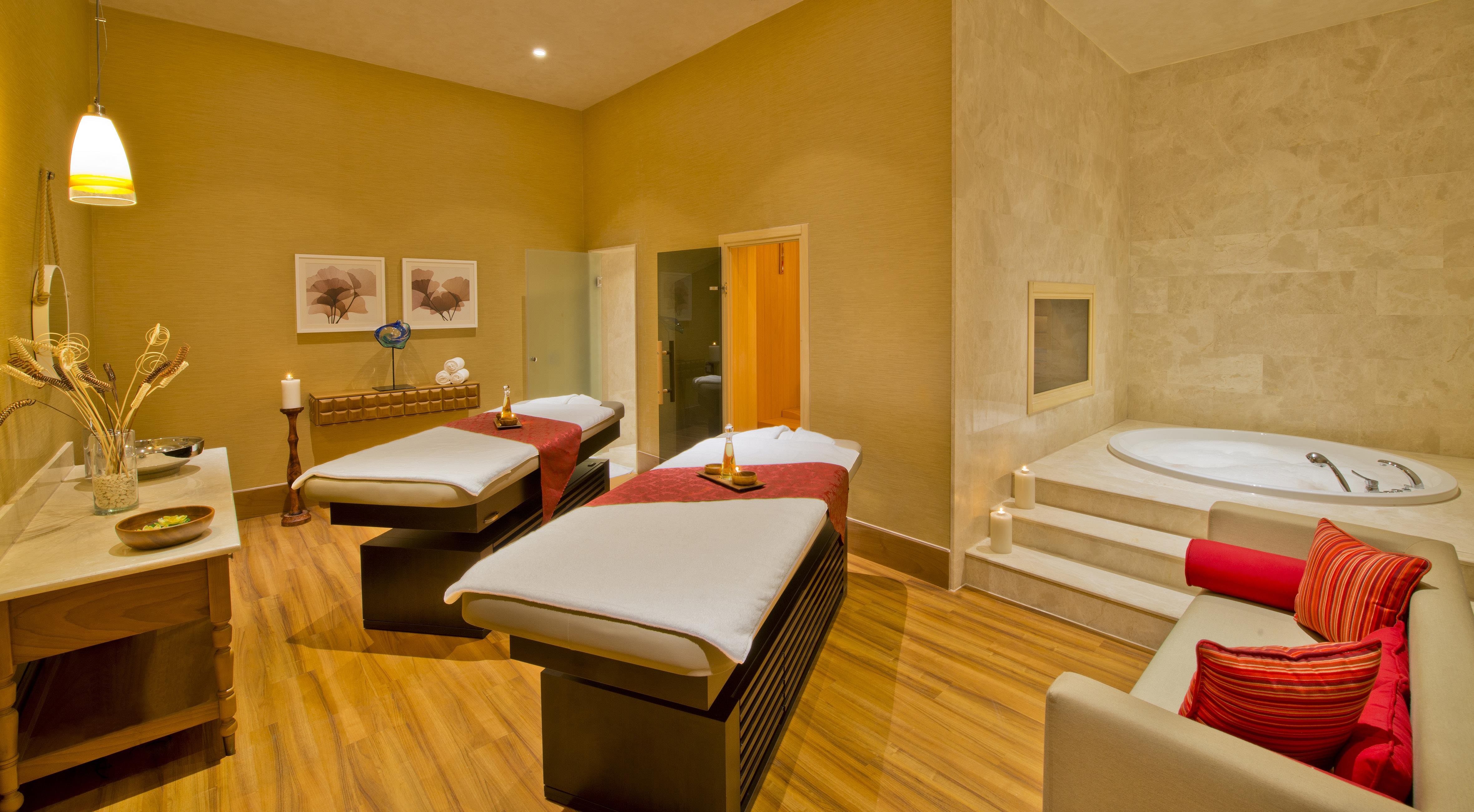 Titanic Deluxe Lara 33