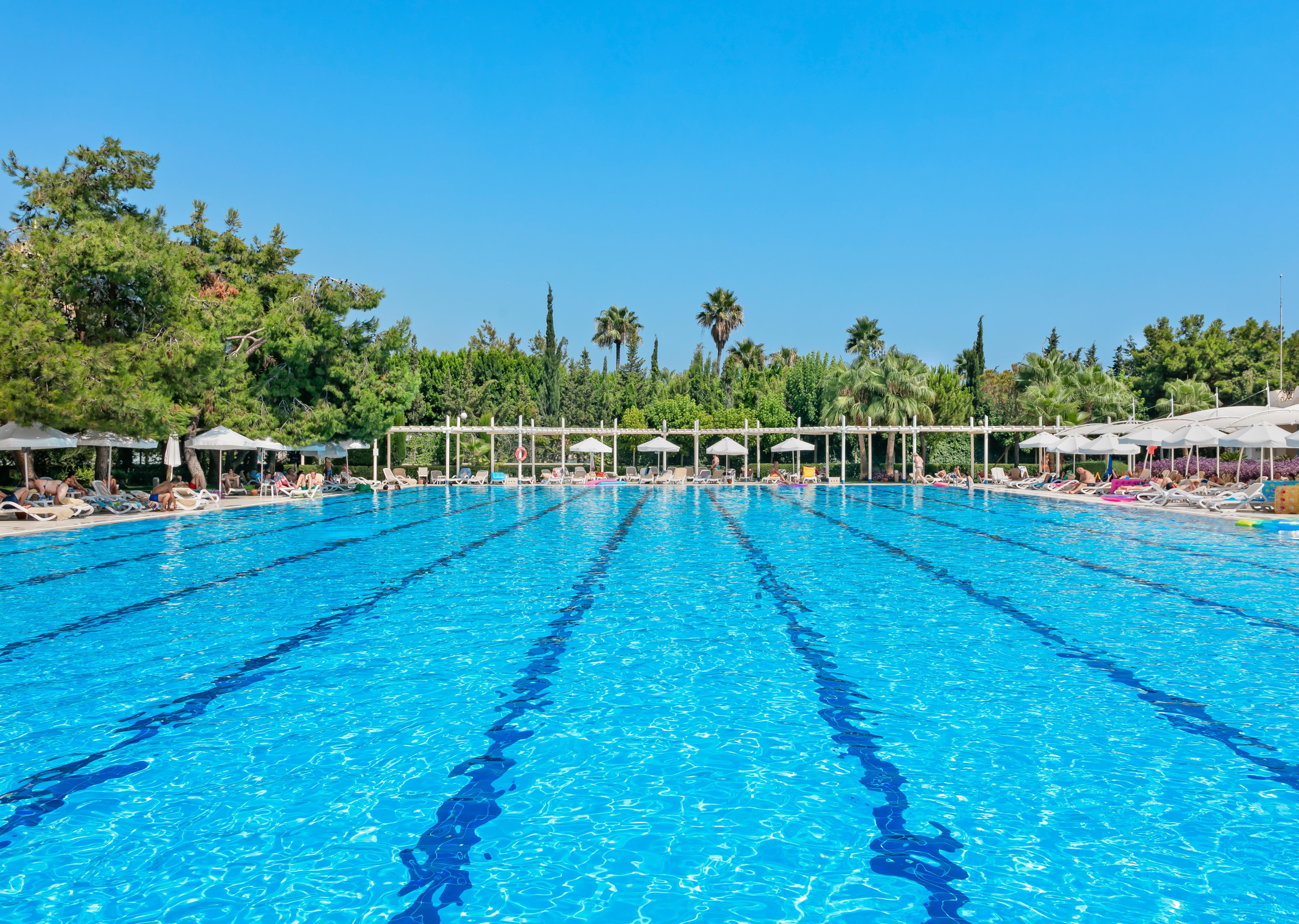 Titanic Deluxe Lara 6