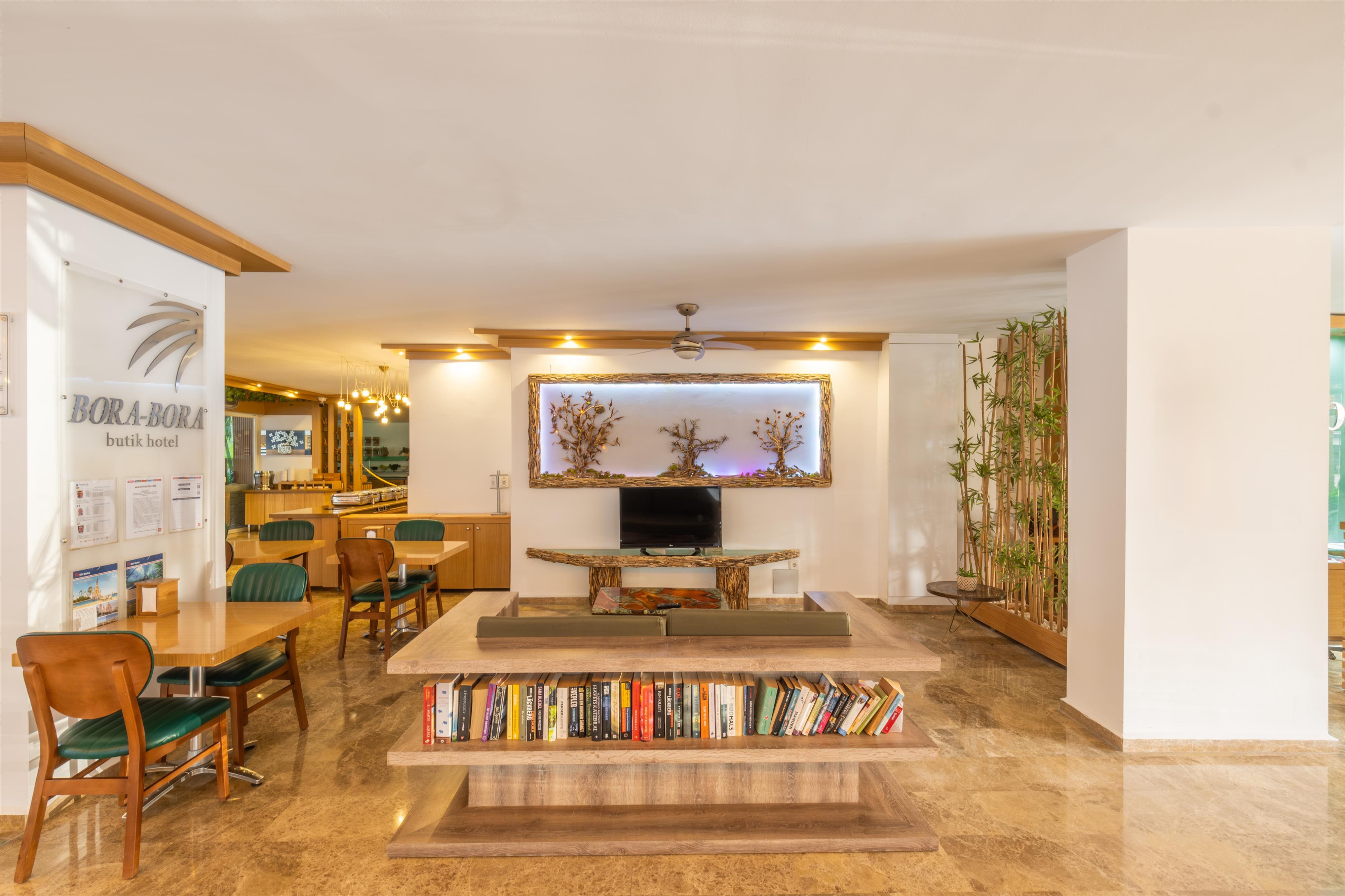 Bora Bora Butik Hotel 13