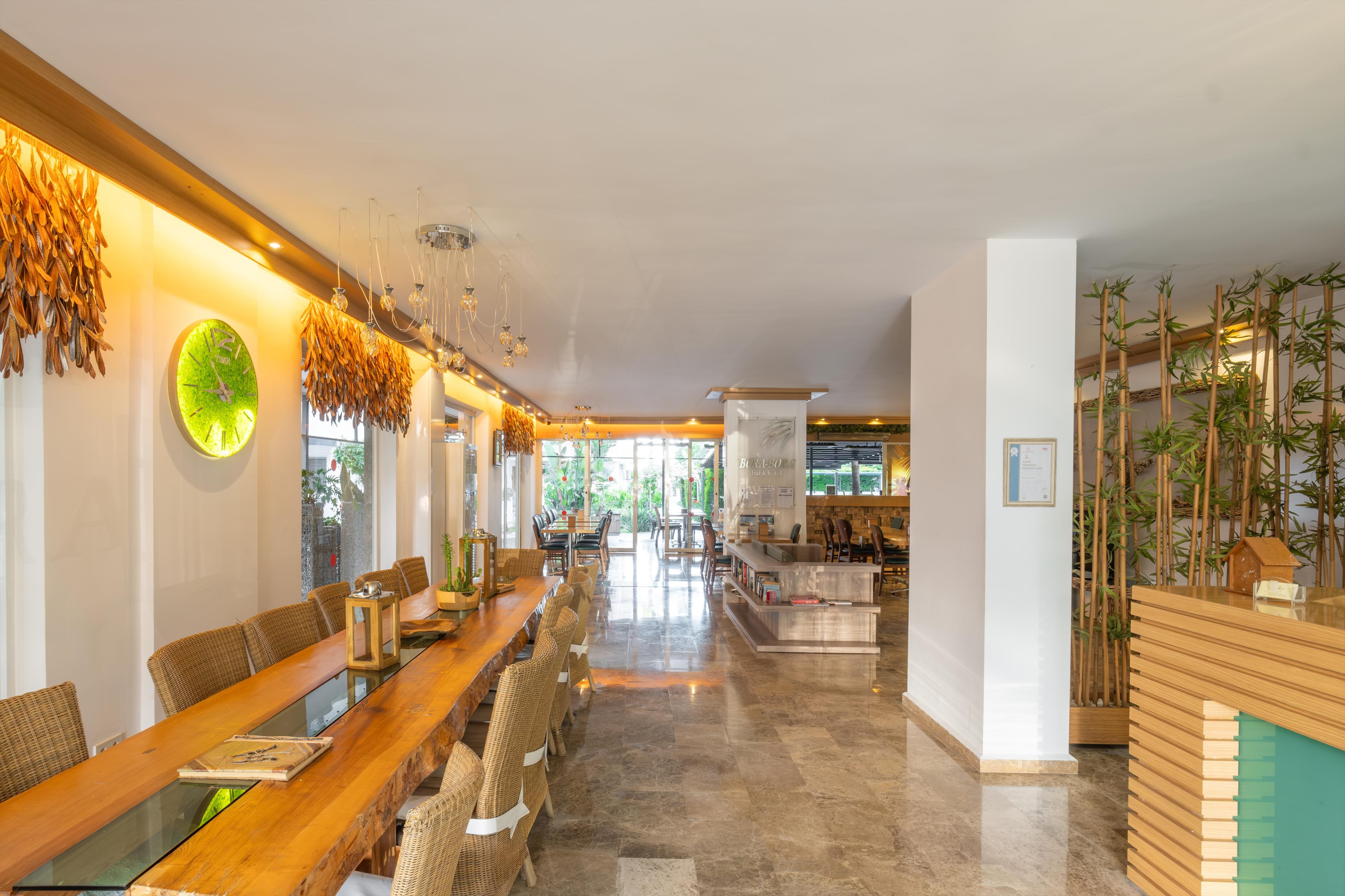 Bora Bora Butik Hotel 14