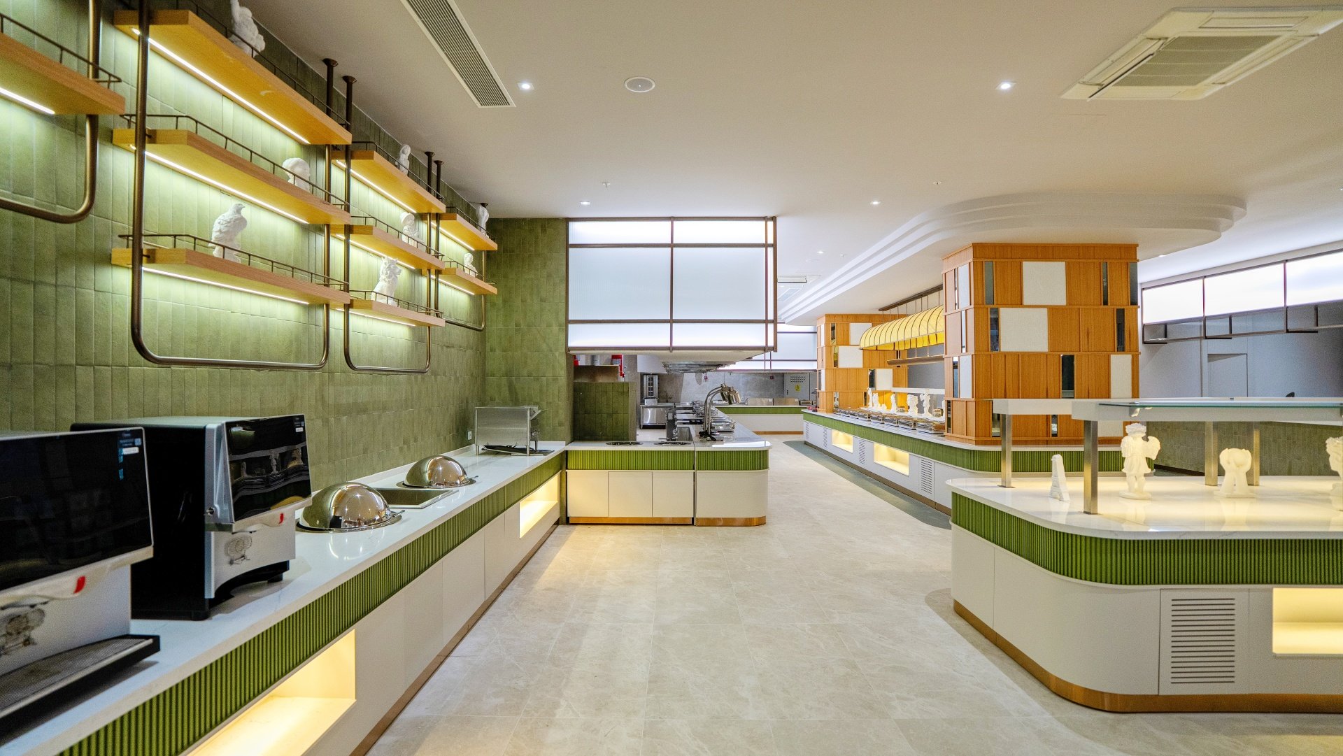 Stella Beach 6