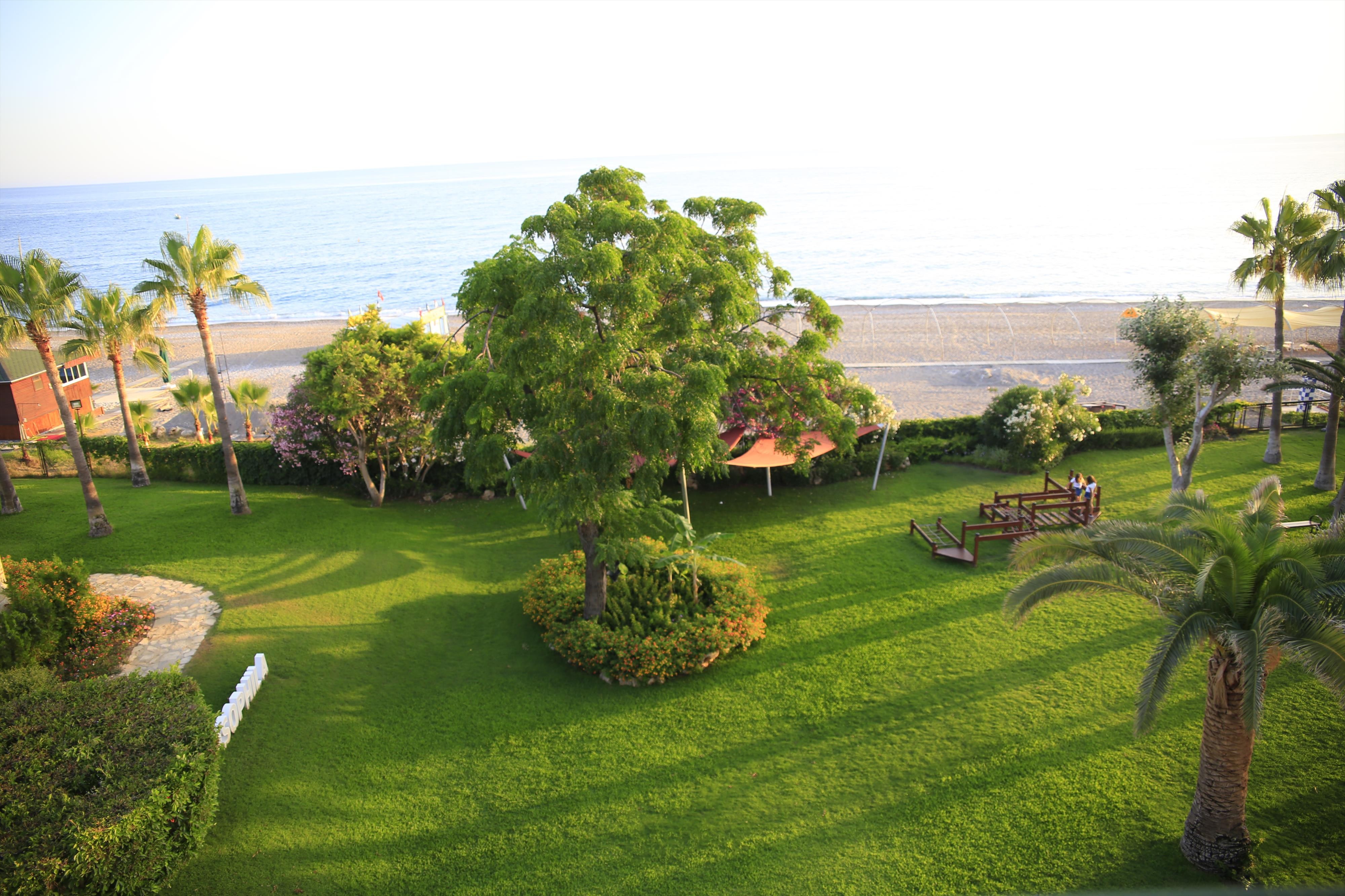 GYPSOPHILA HOLIDAY VILLAGE 8