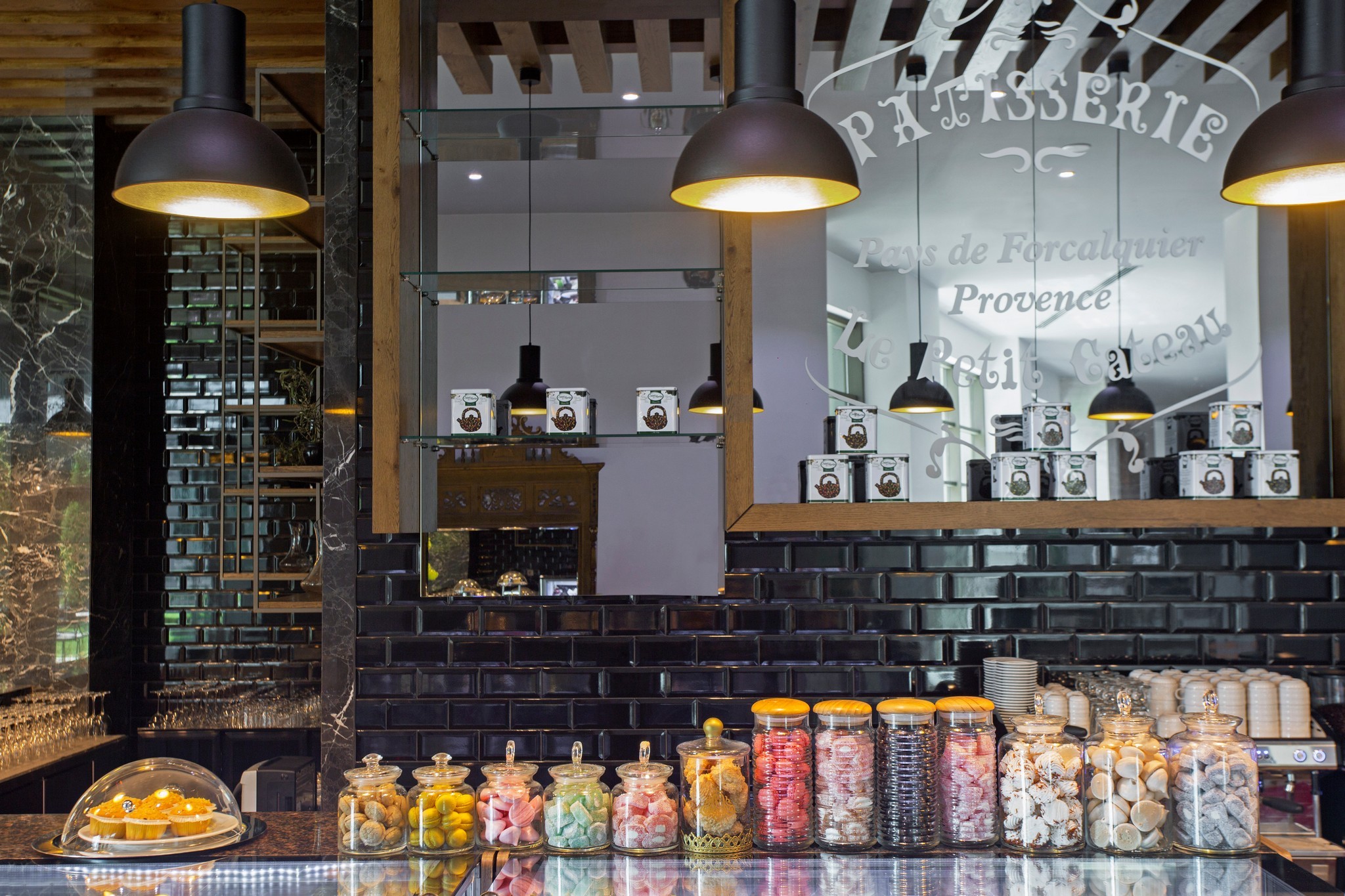 Acanthus Cennet Barut Collection  13