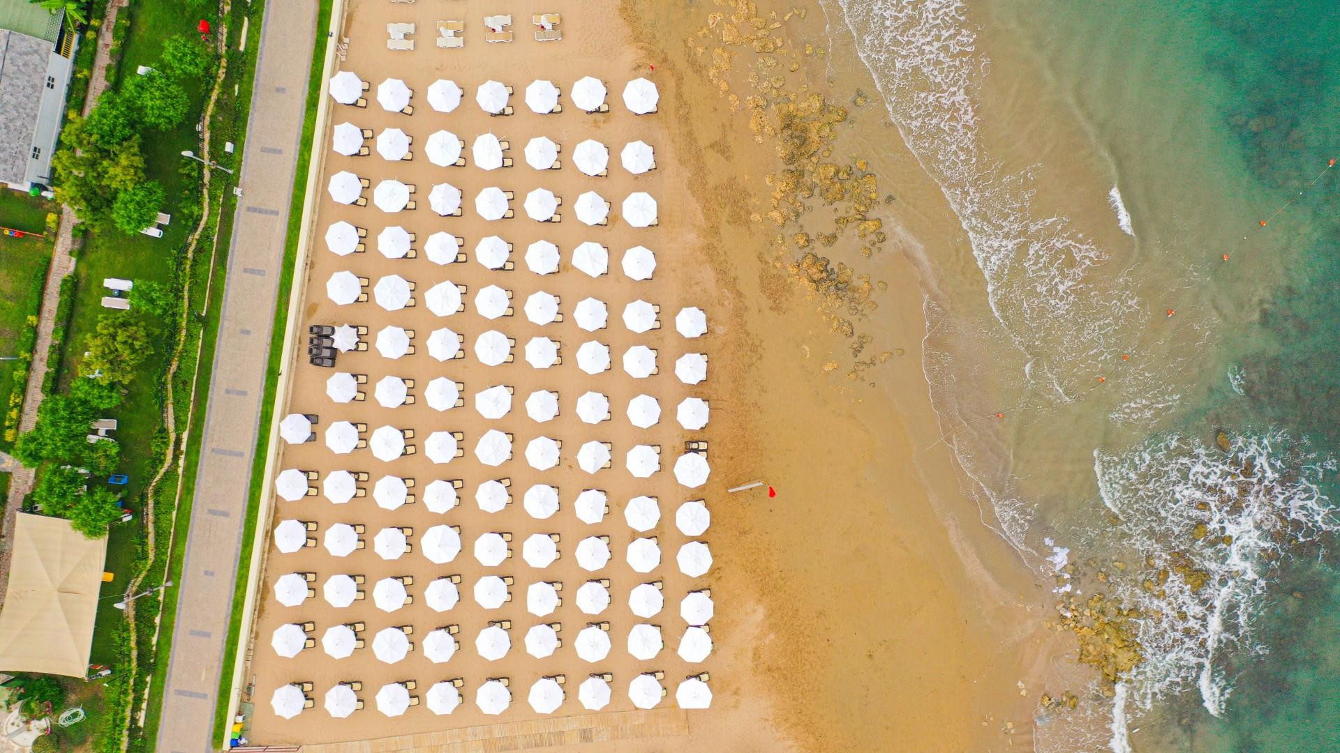 Crystal Sunset Luxury Resort & Spa 11