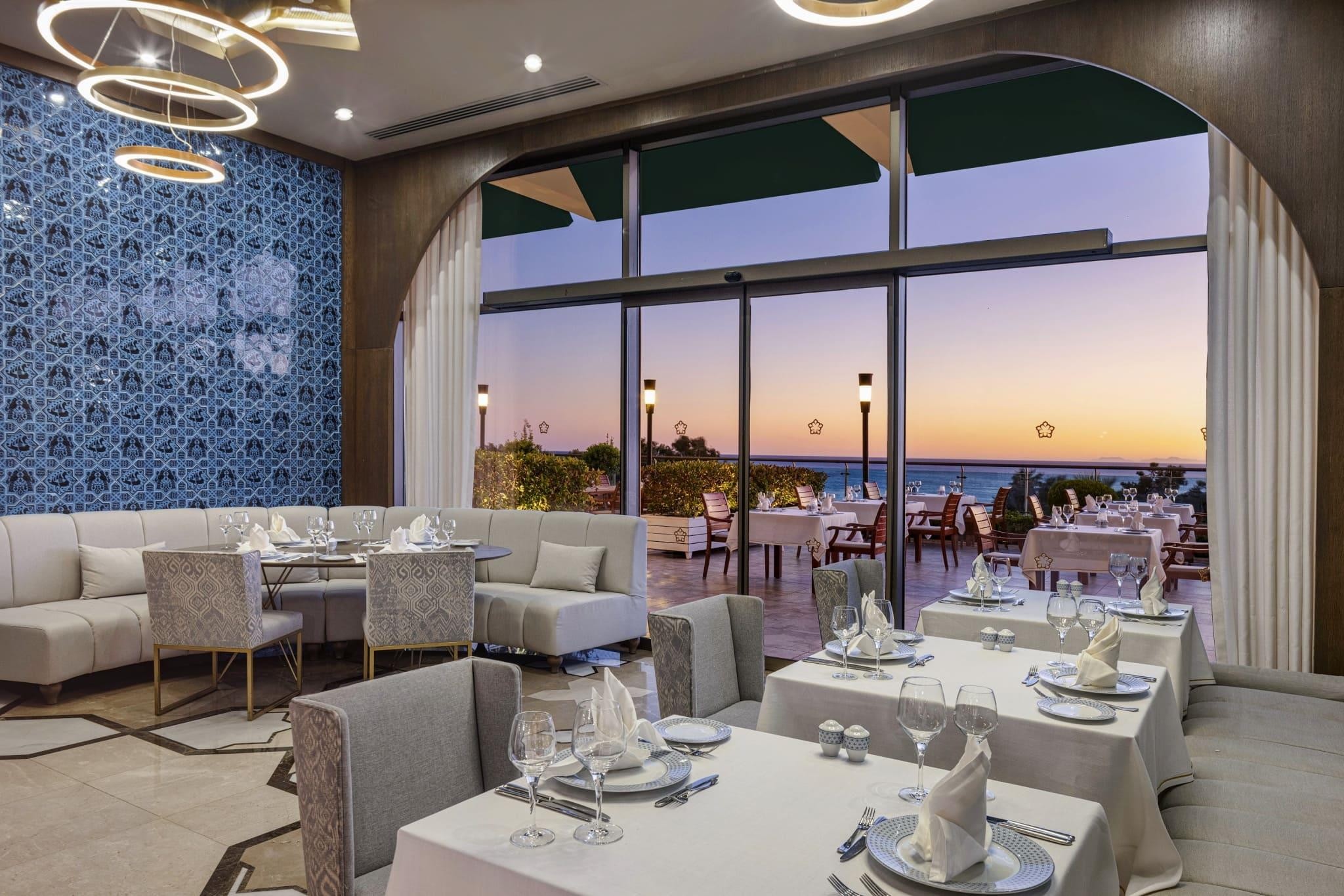 Side Star Elegance 13