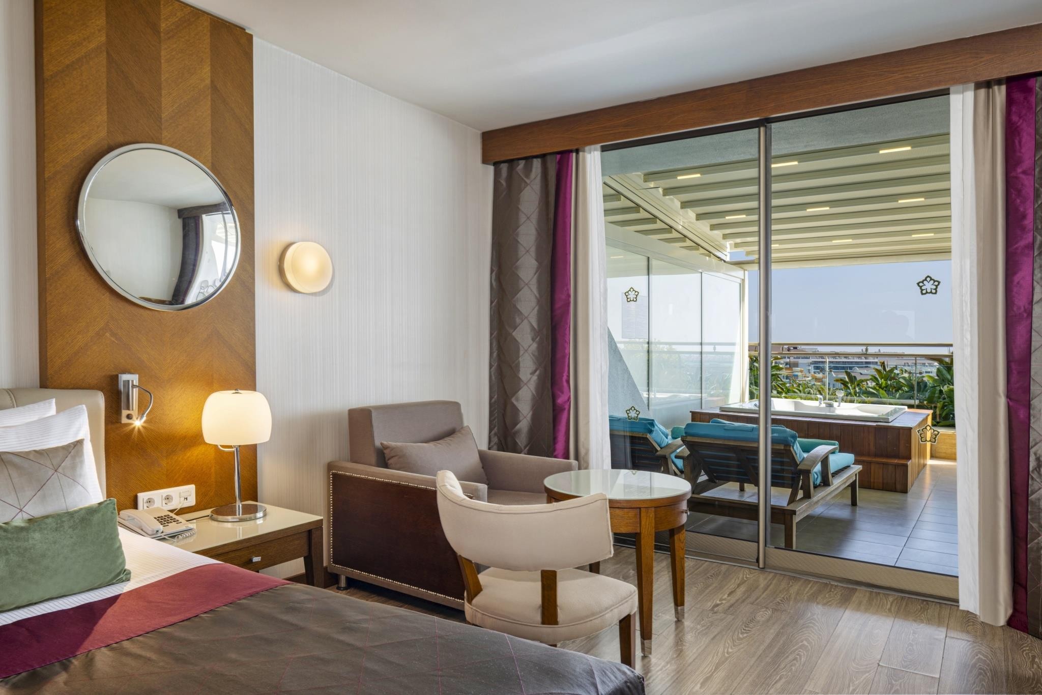 Side Star Elegance 23