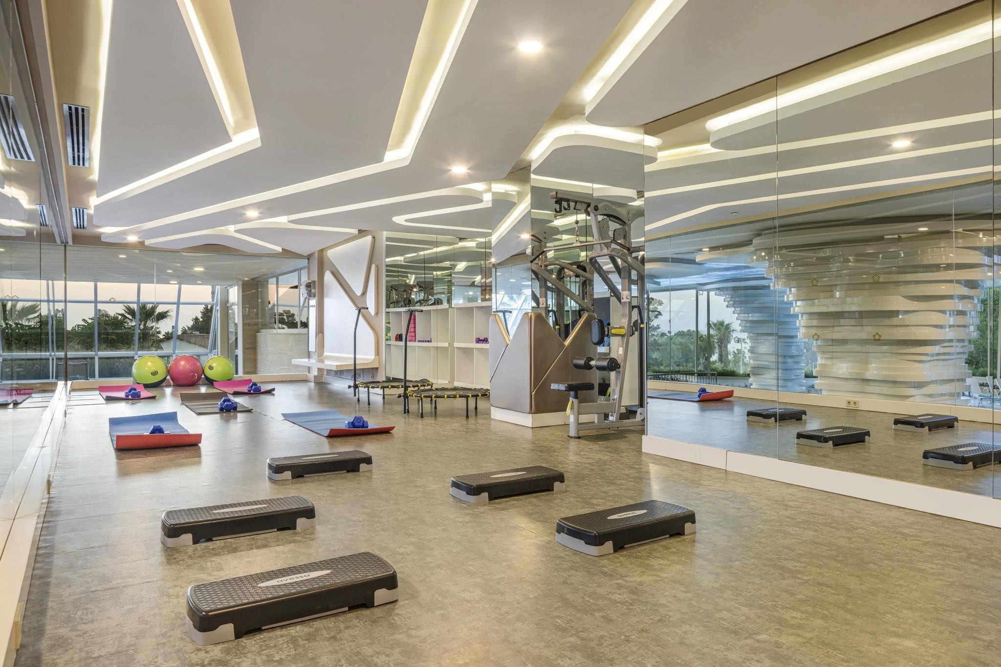 Side Star Elegance 37