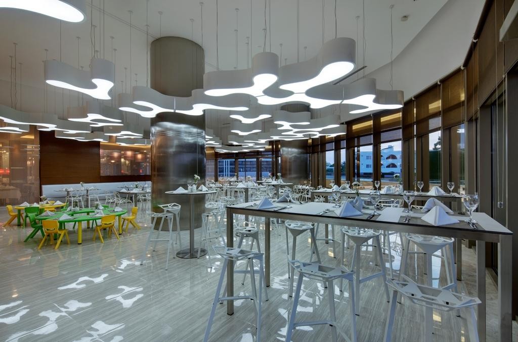 The Sense Deluxe Hotel 6