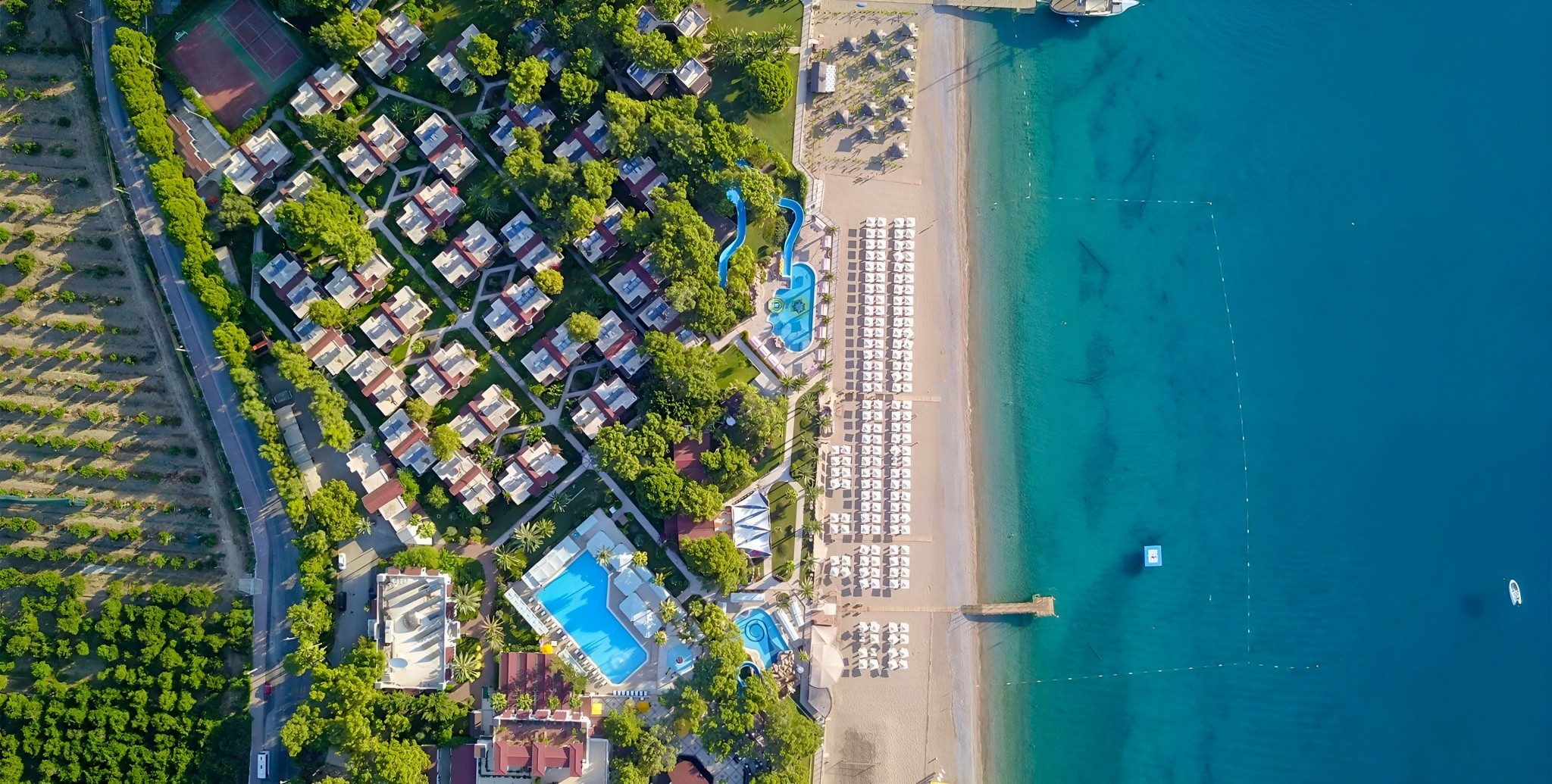 Pirates Beach Club 6