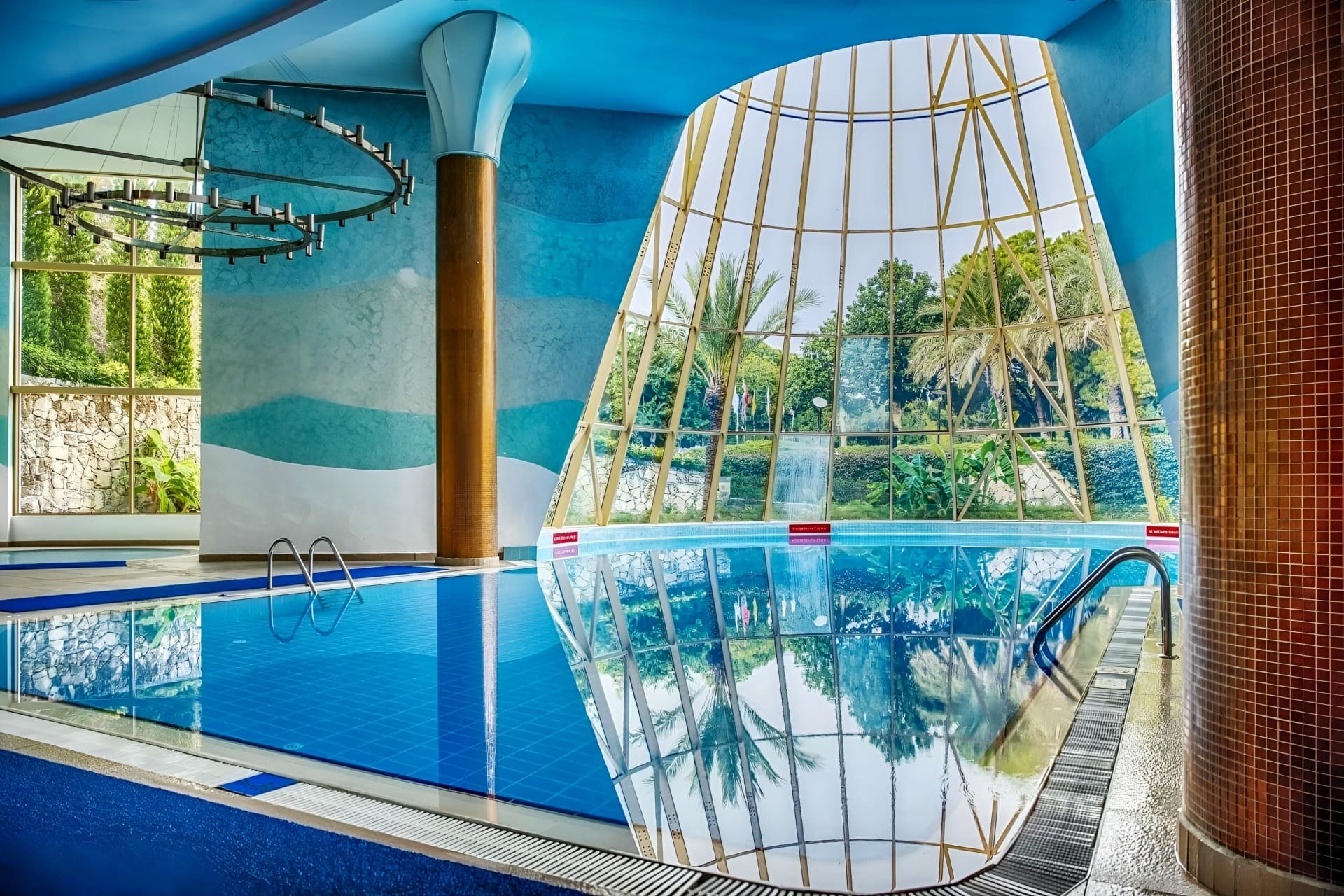 Blue Waters Club & Hotel 32