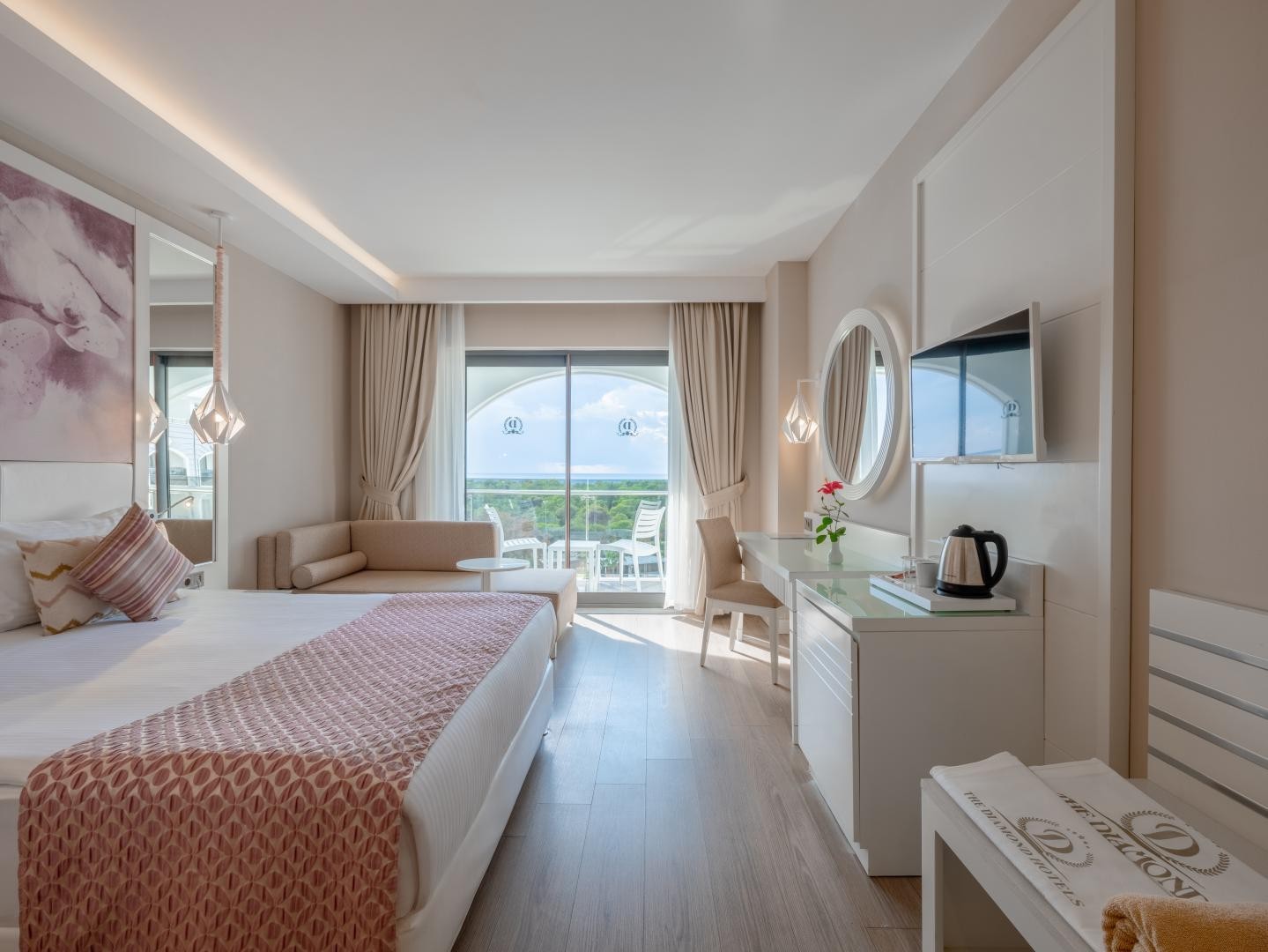 Diamond Premium Hotel & Spa 9