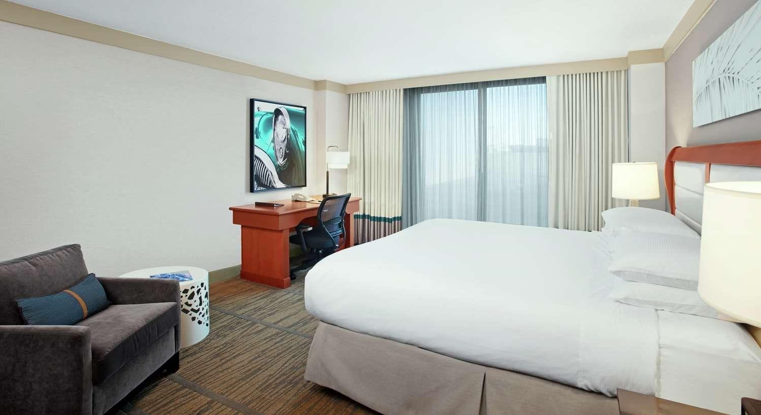 DoubleTree by Hilton Hotel Miami Airport & Convention Center
