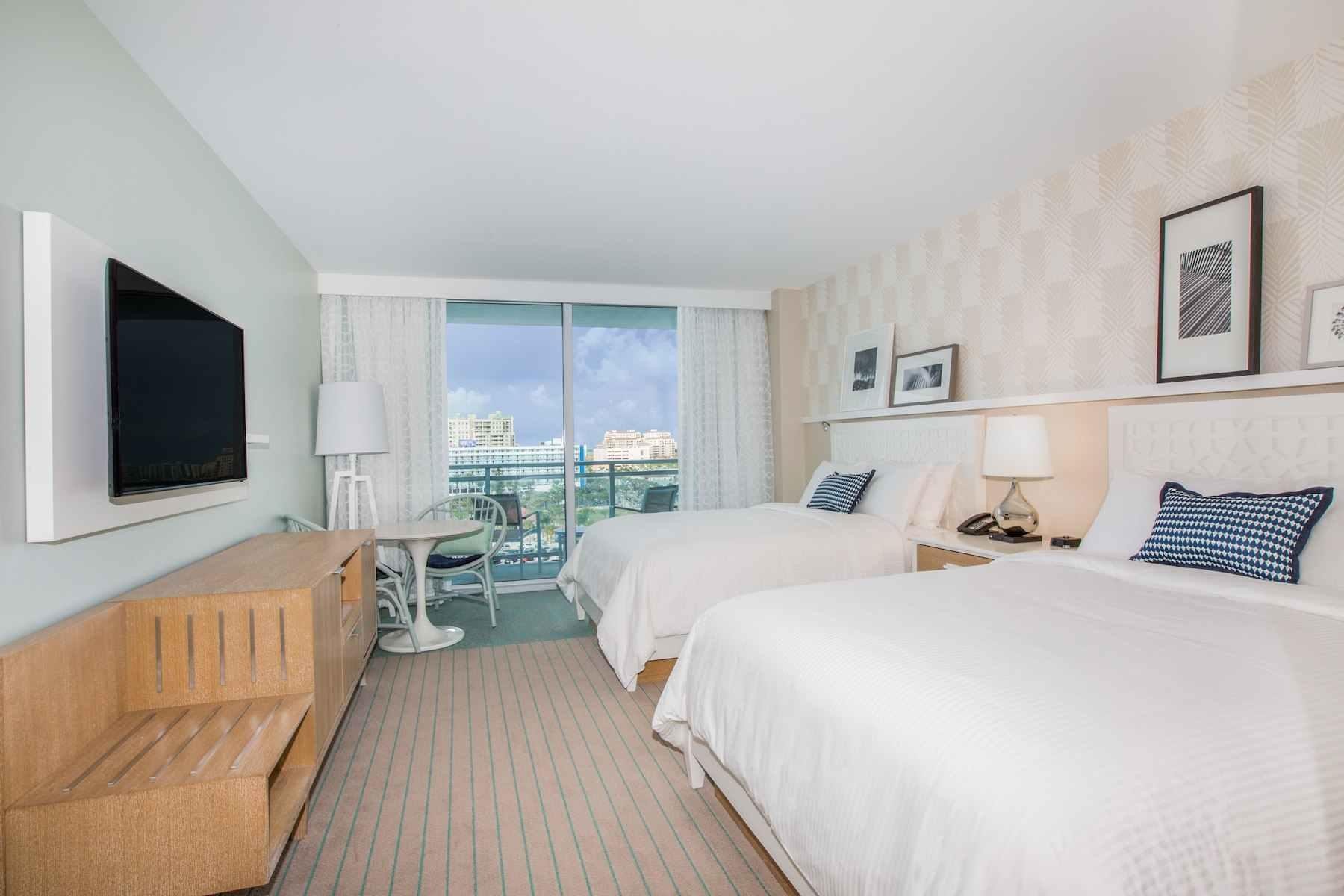 Wyndham Grand Clearwater Beach Resort