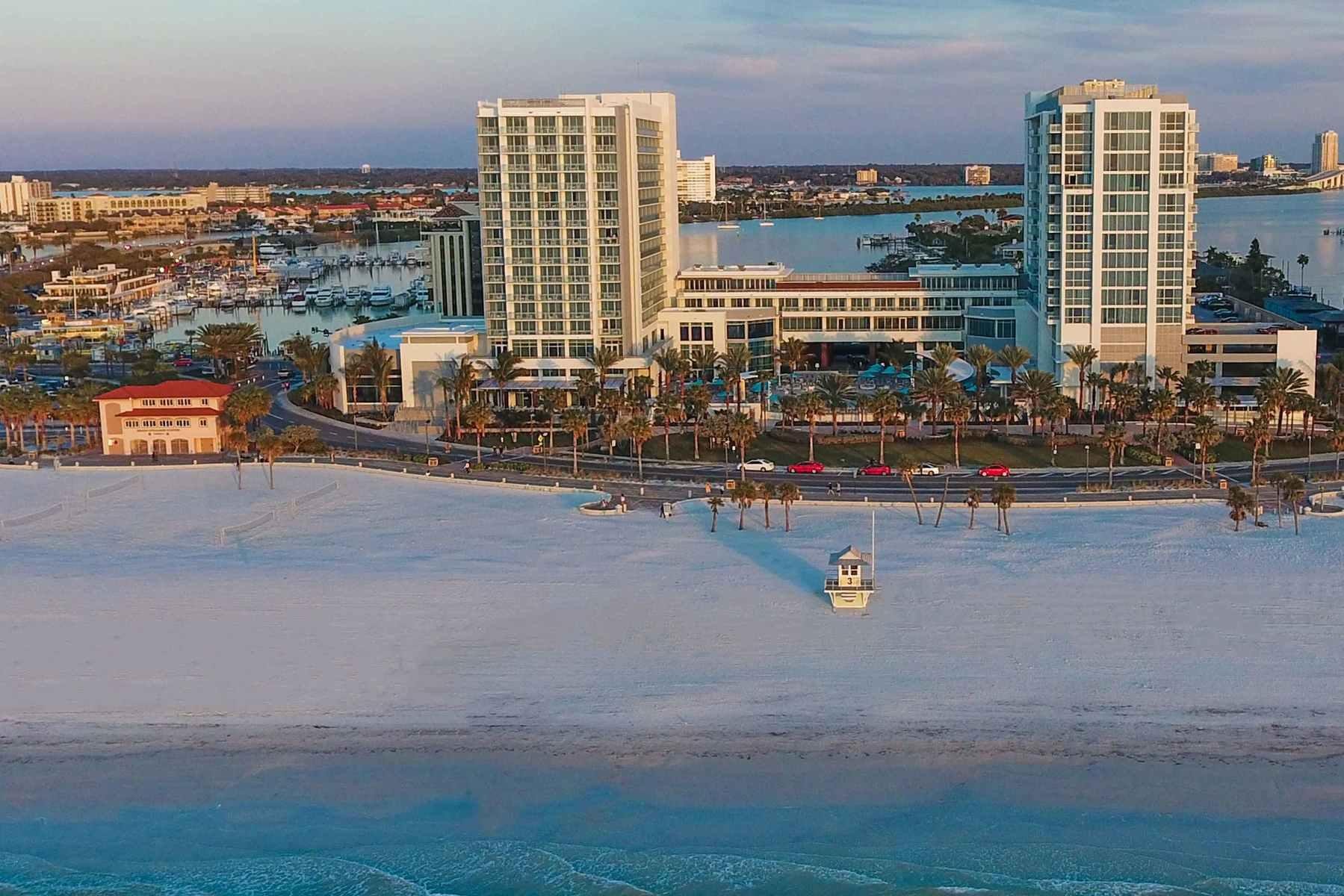 Wyndham Grand Clearwater Beach Resort