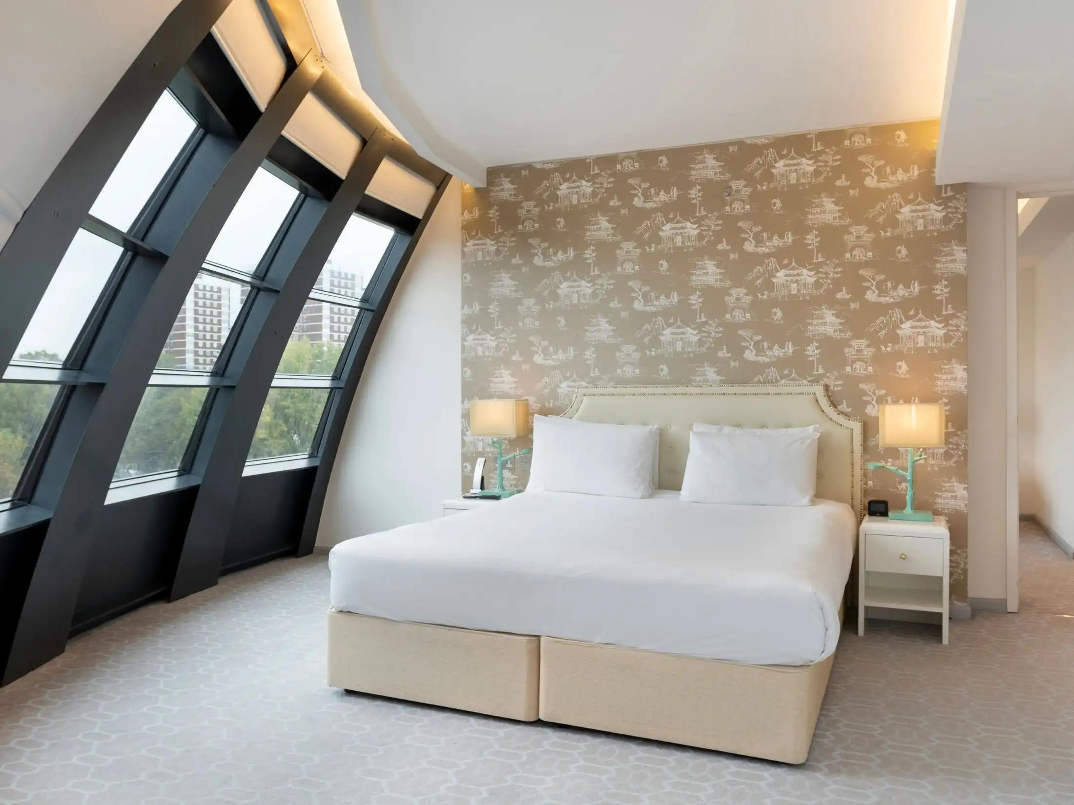 Dorsett Shepherds Bush 9