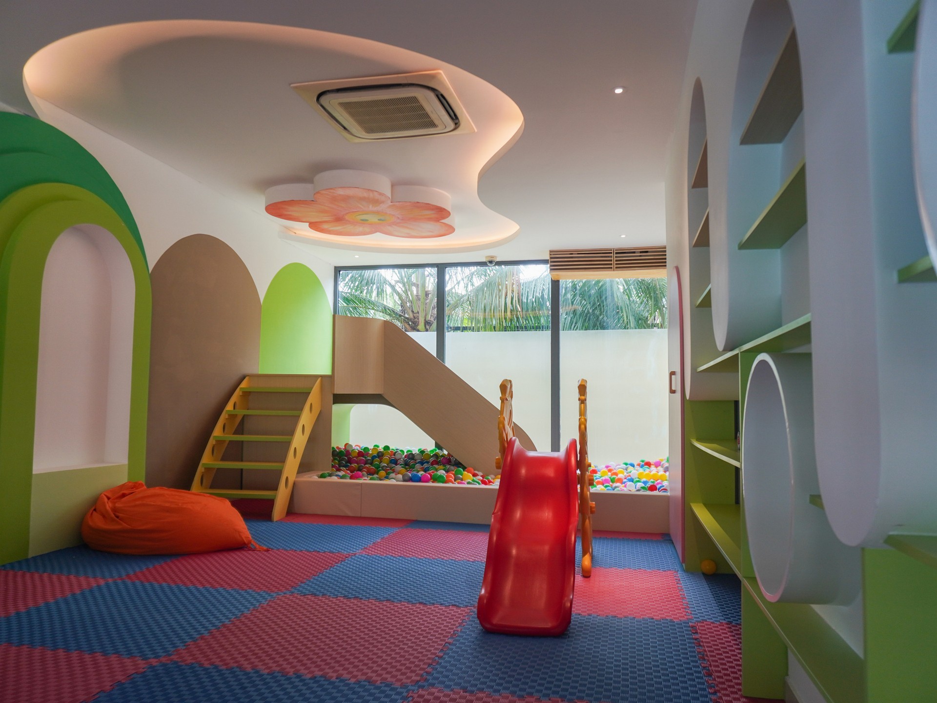 Dusit Princess Moonrise Beach Resort 16